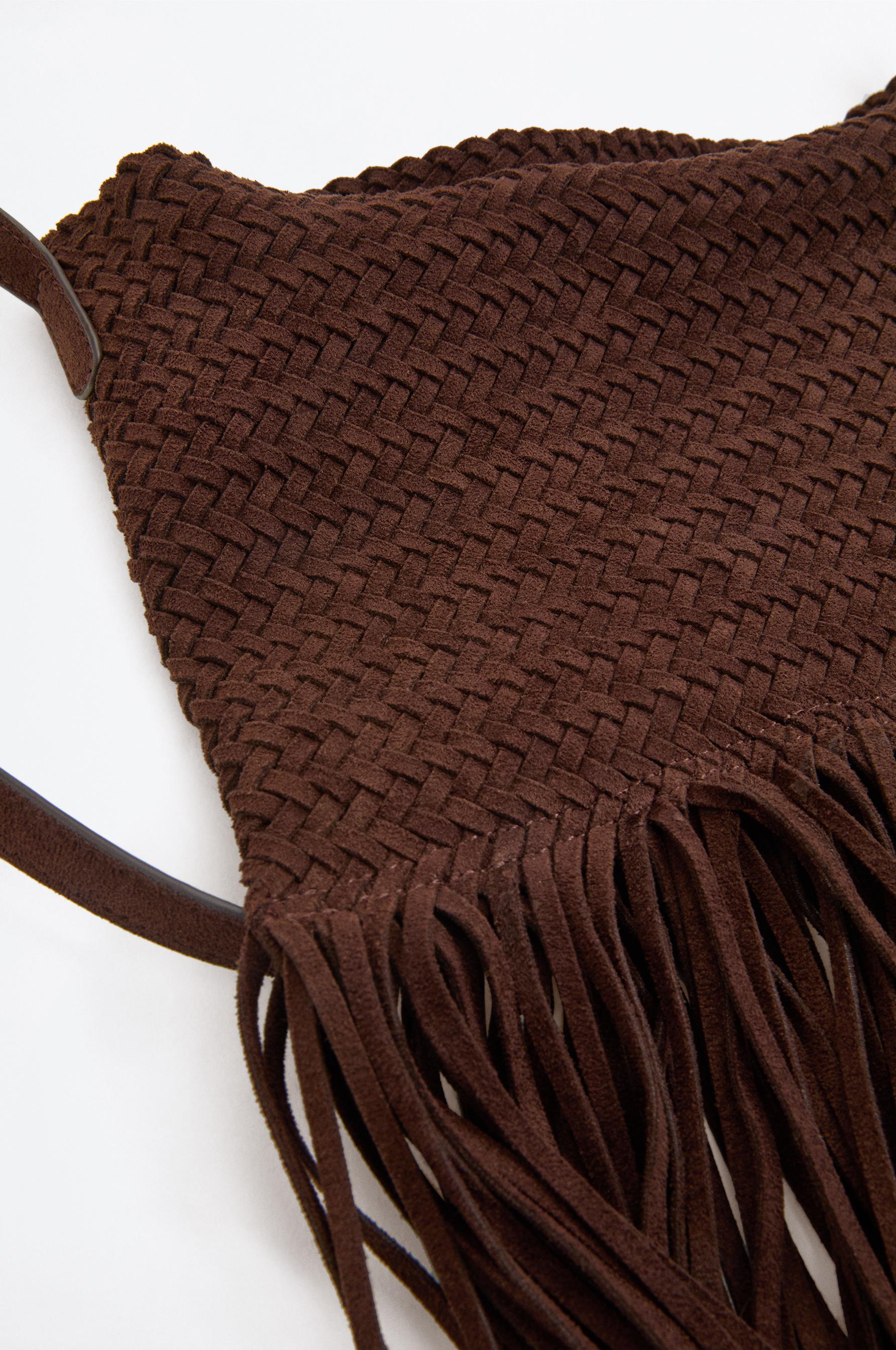 TRENDY FRINGED CROSSBODY BAG — BROWN