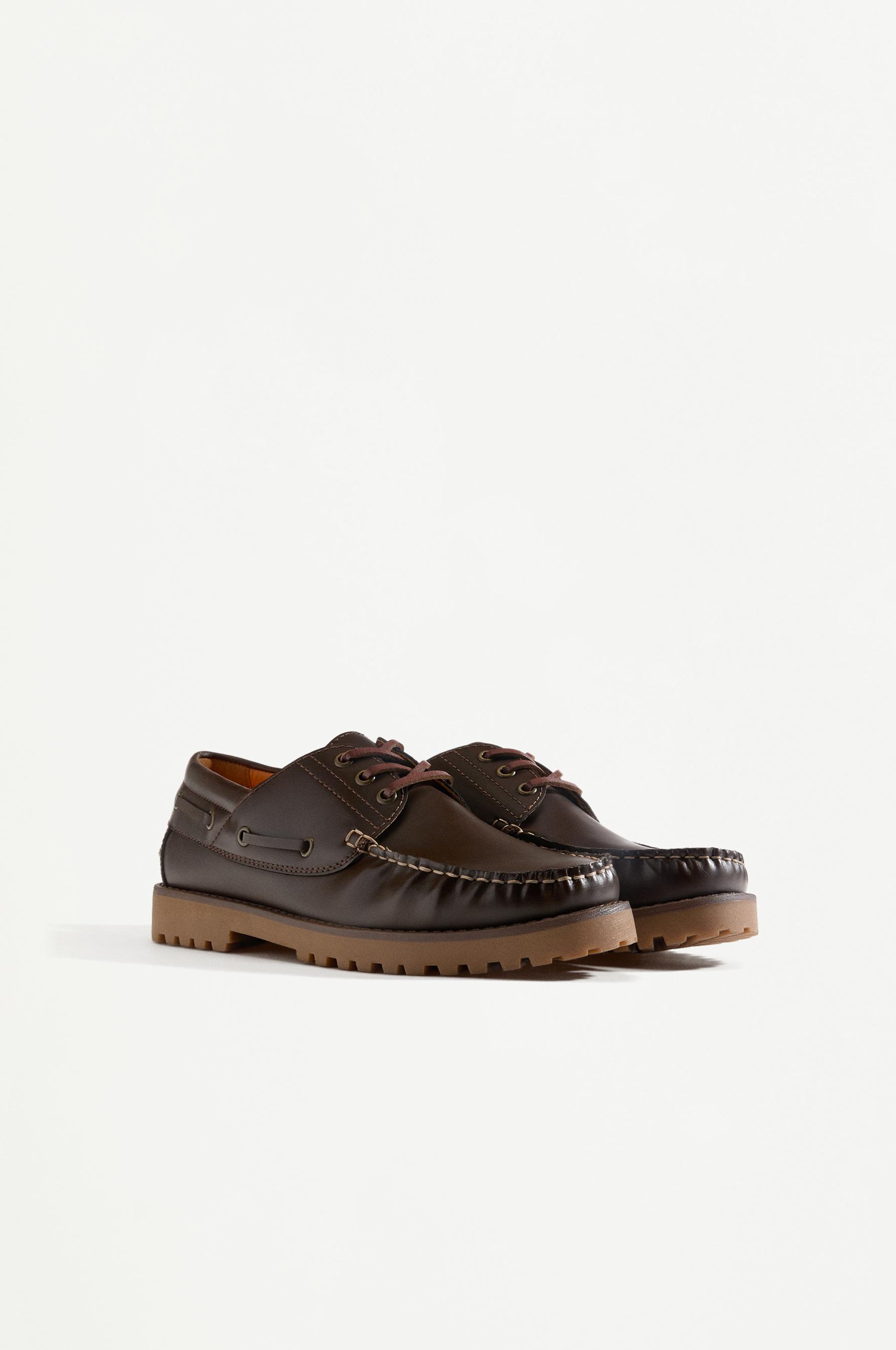 Lug sole boat shoes — BROWN