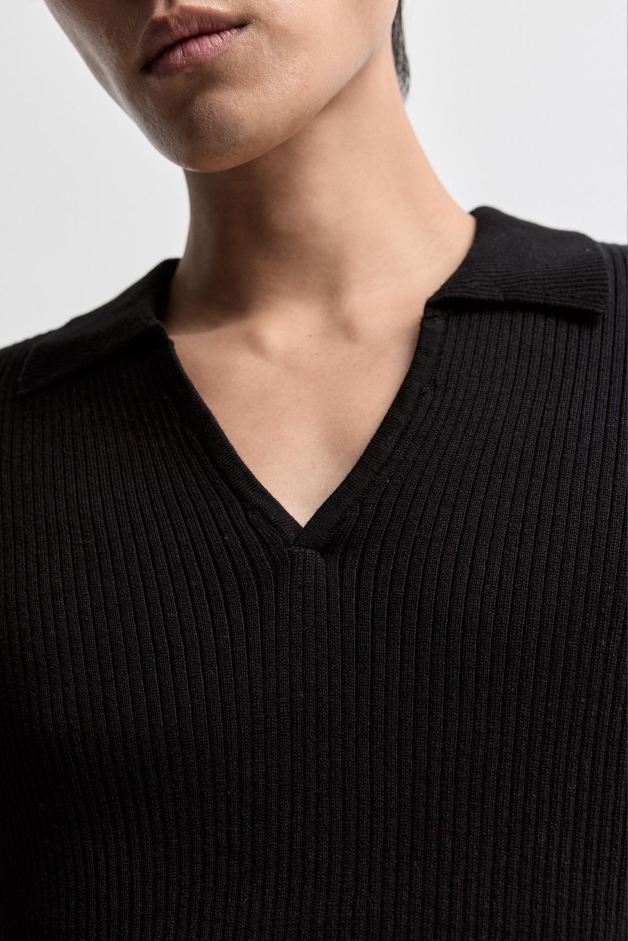 Ribbed knit polo shirt — BLACK