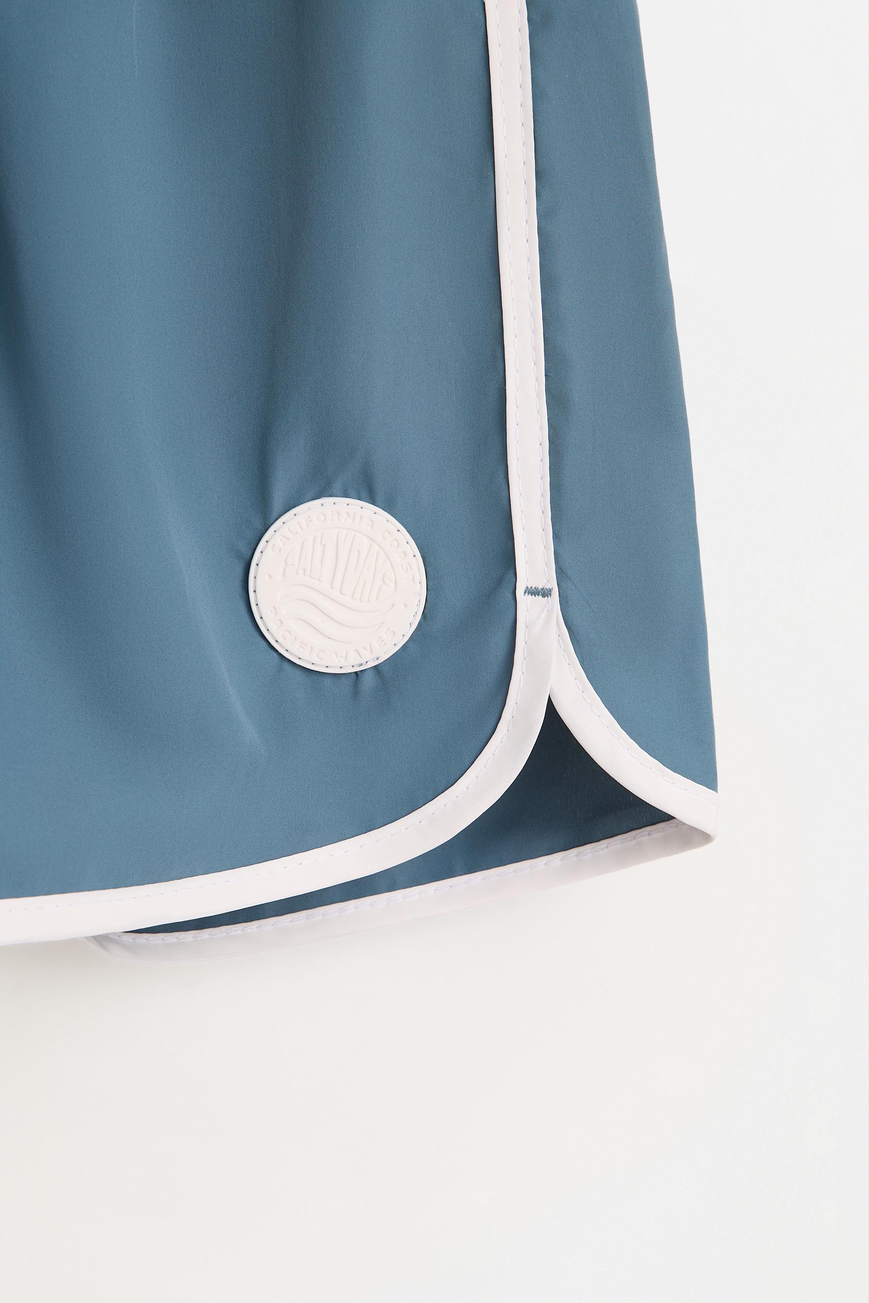 Contrast-line swim shorts — GREENISH BLUE