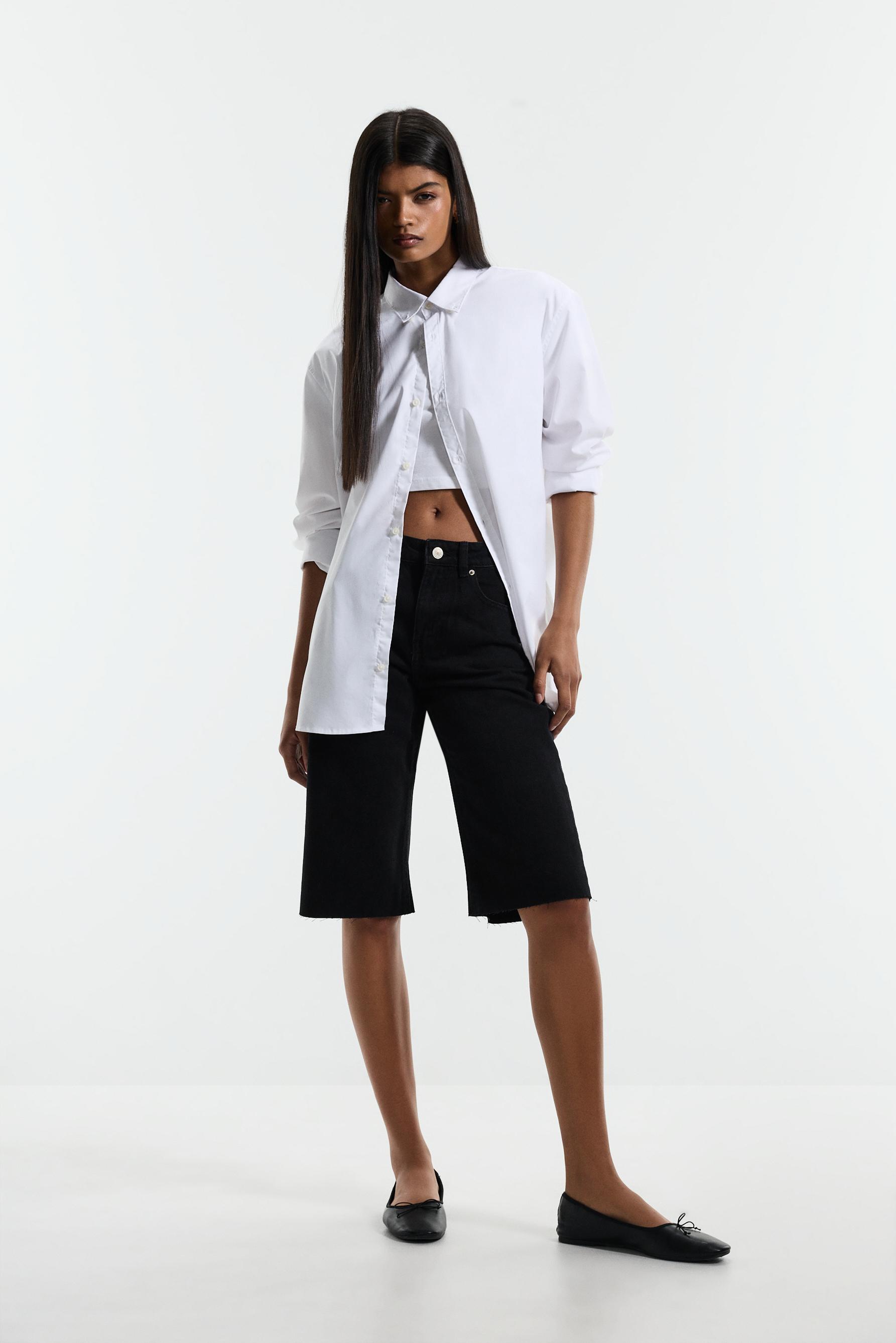 Slim fit wide-leg denim Bermuda shorts — BLACK