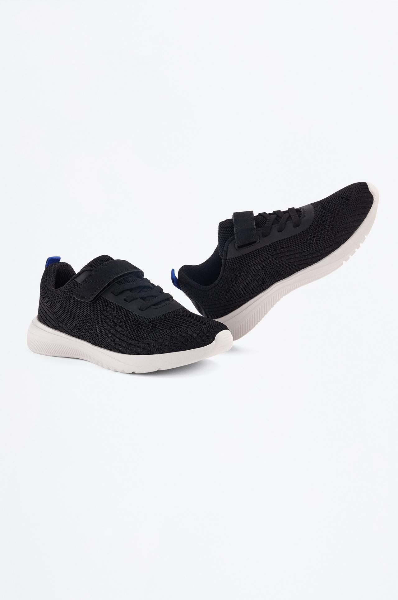 Woven sports shoes — BLACK