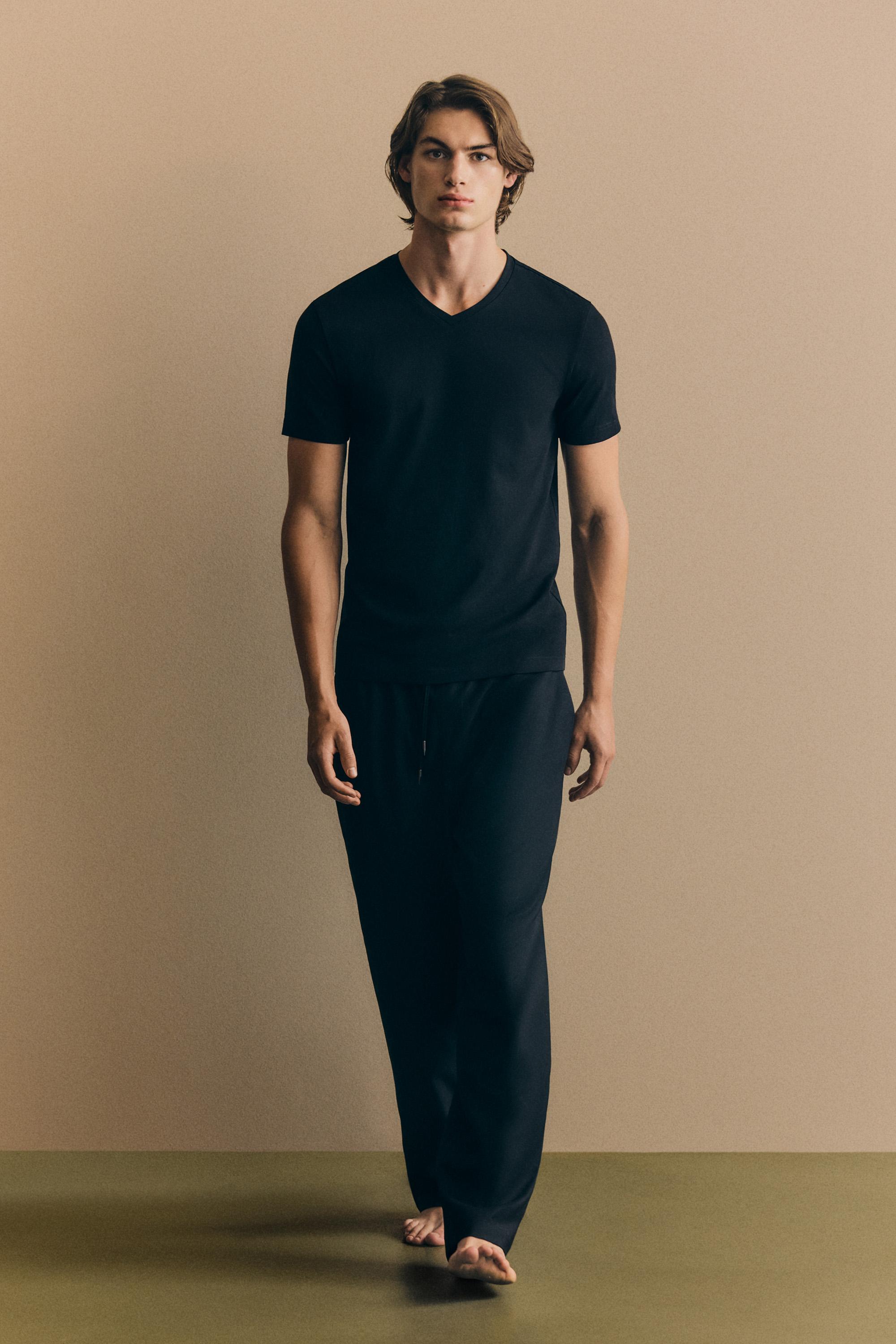 Slim fit V-neck T-shirt — BLACK