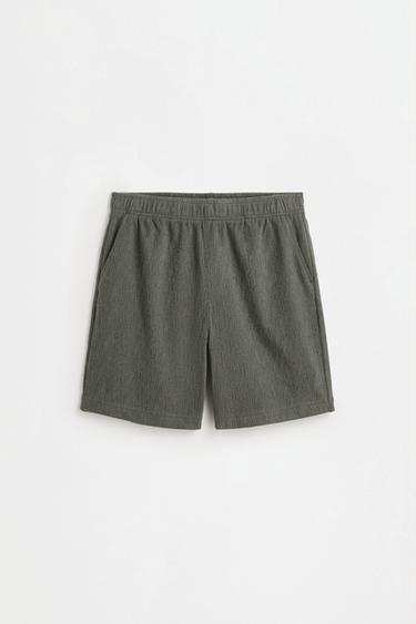Rustic textured Bermuda shorts — MEDIUM GREEN 6