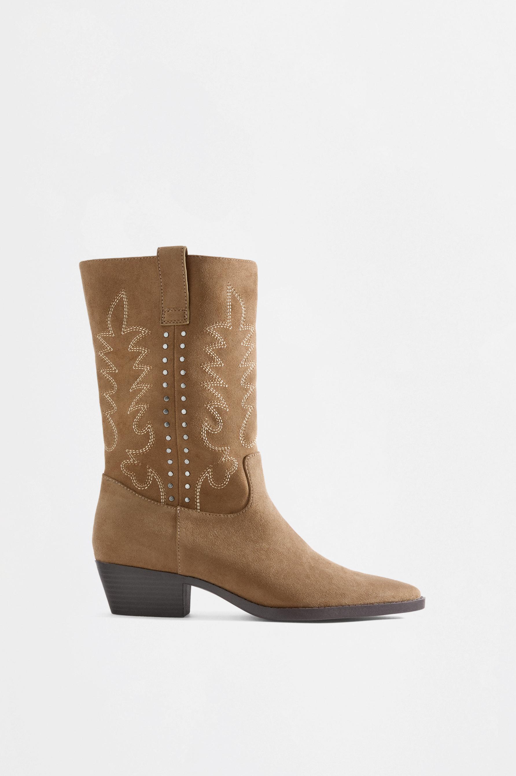 Side stud boots — LEATHER
