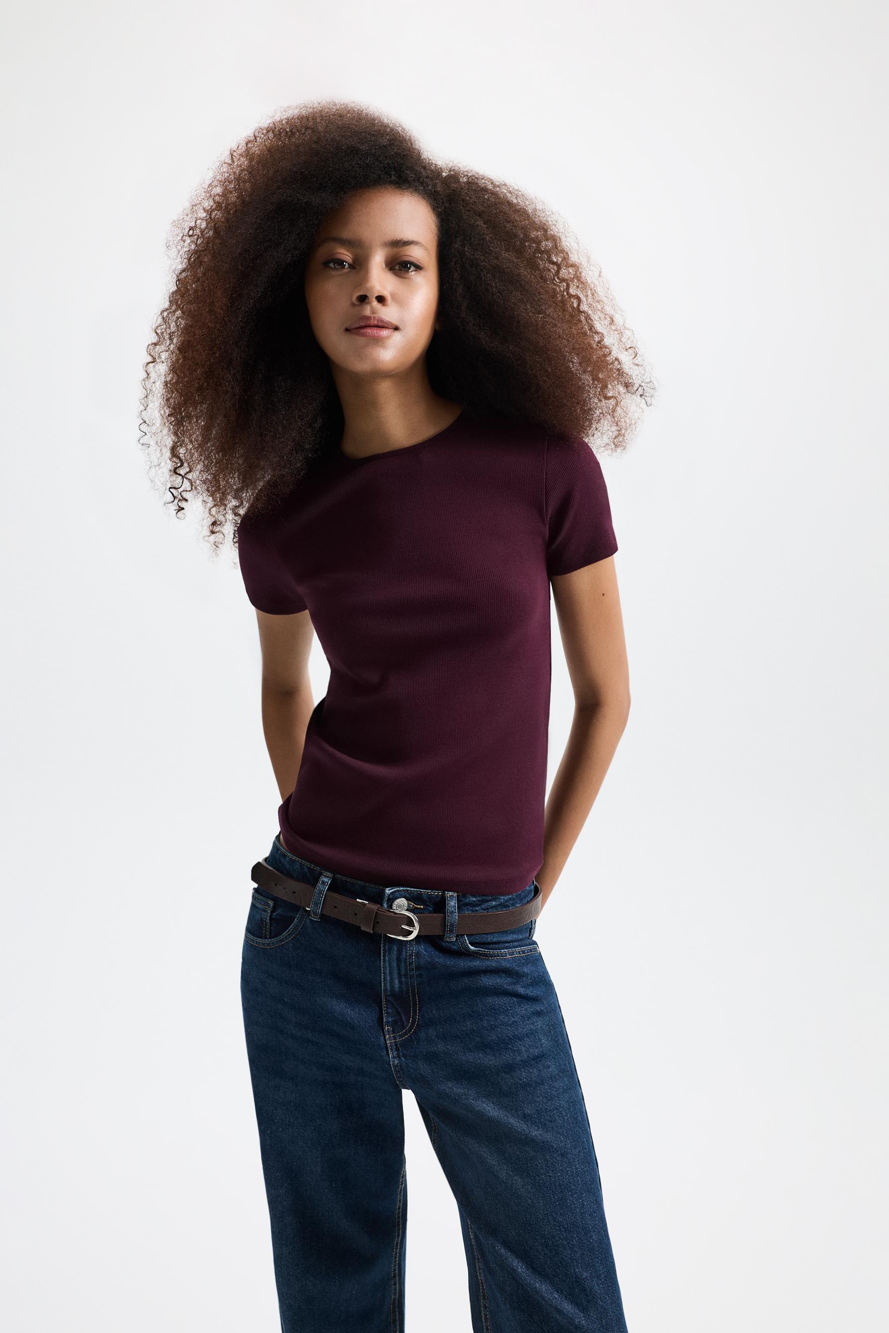 Ribbed T-shirt — MAROON