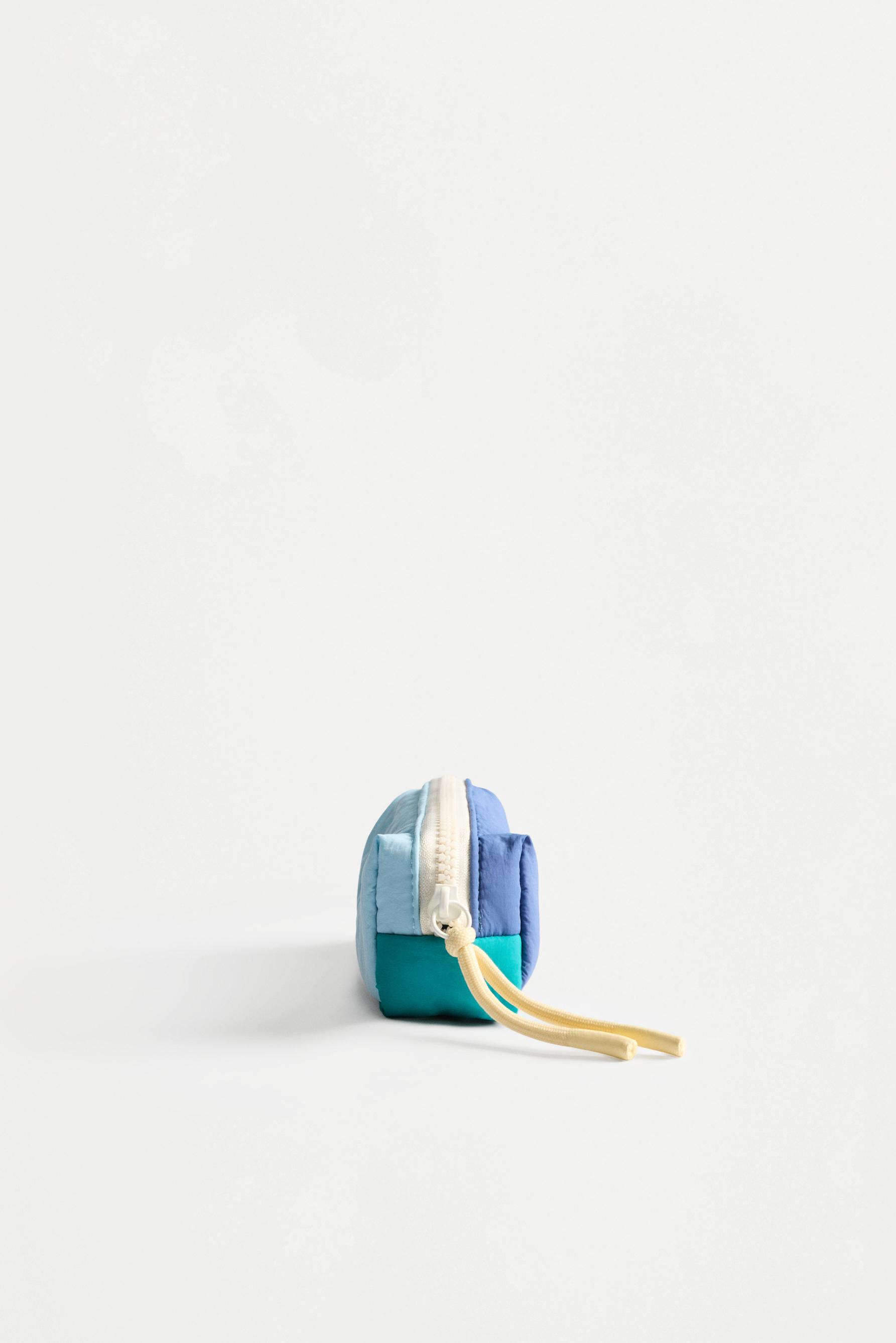 Quilted color block pencil case — BLUE