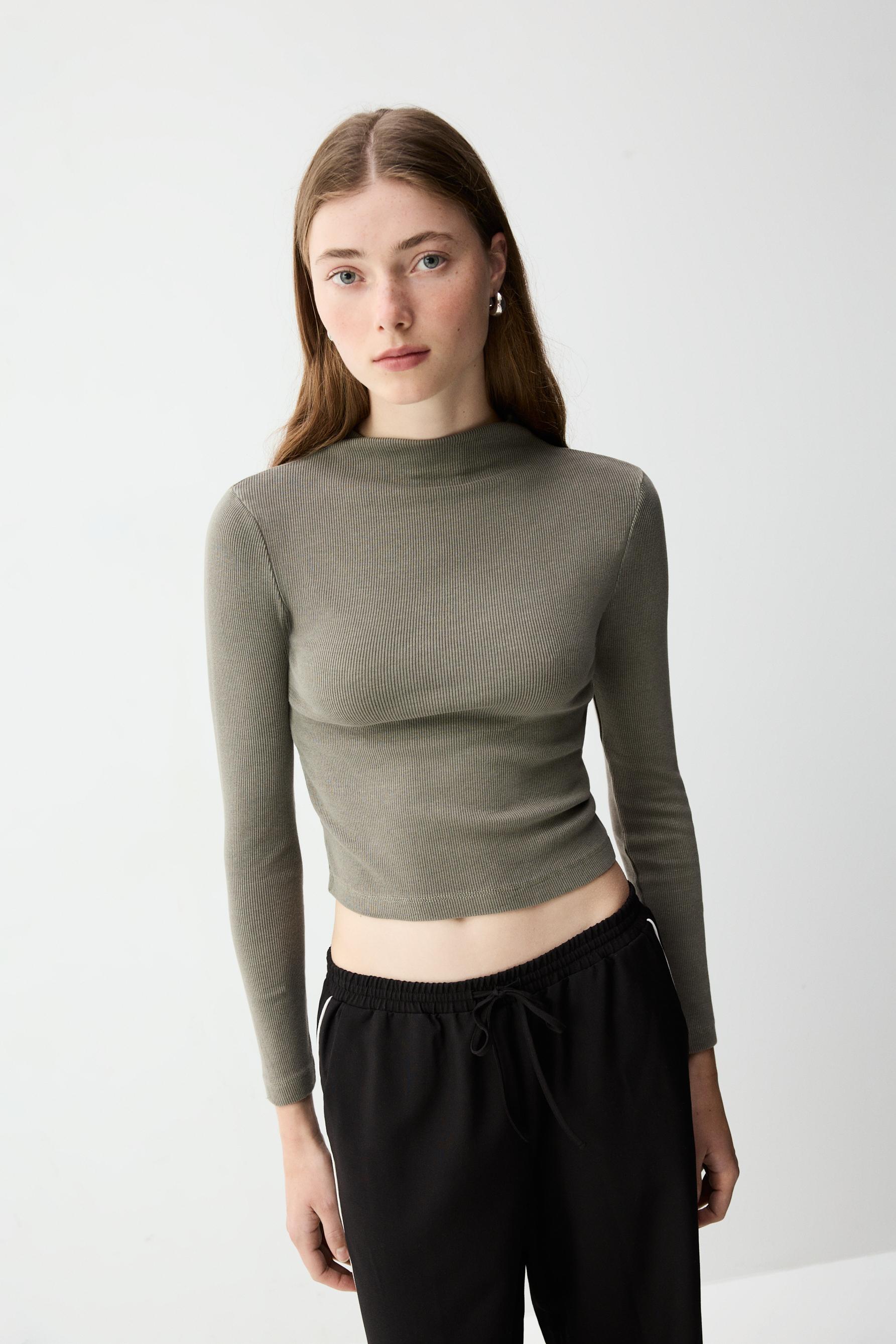 Camiseta cuello perkins