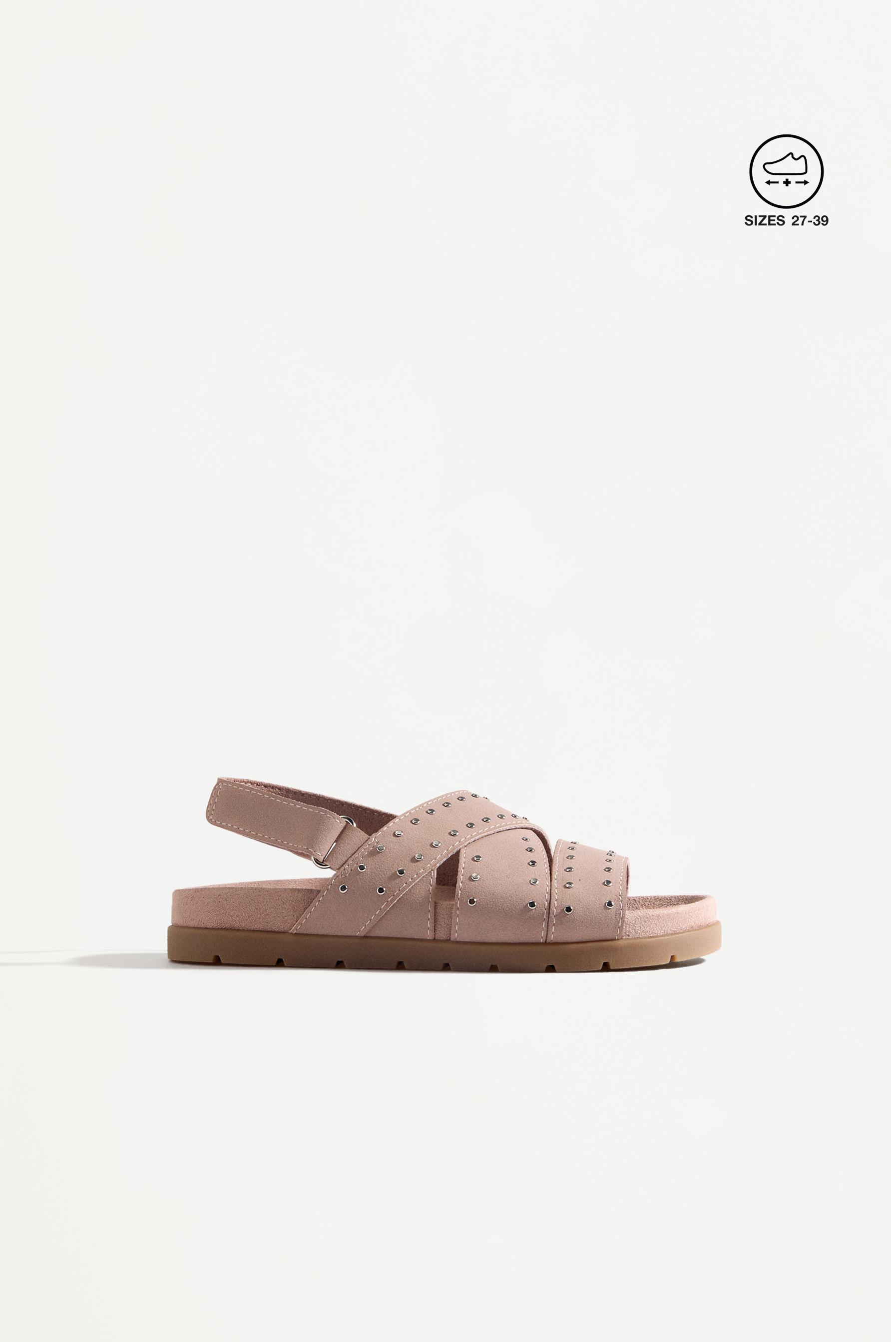COMFORT STUDDED SANDALS — PALE PINK