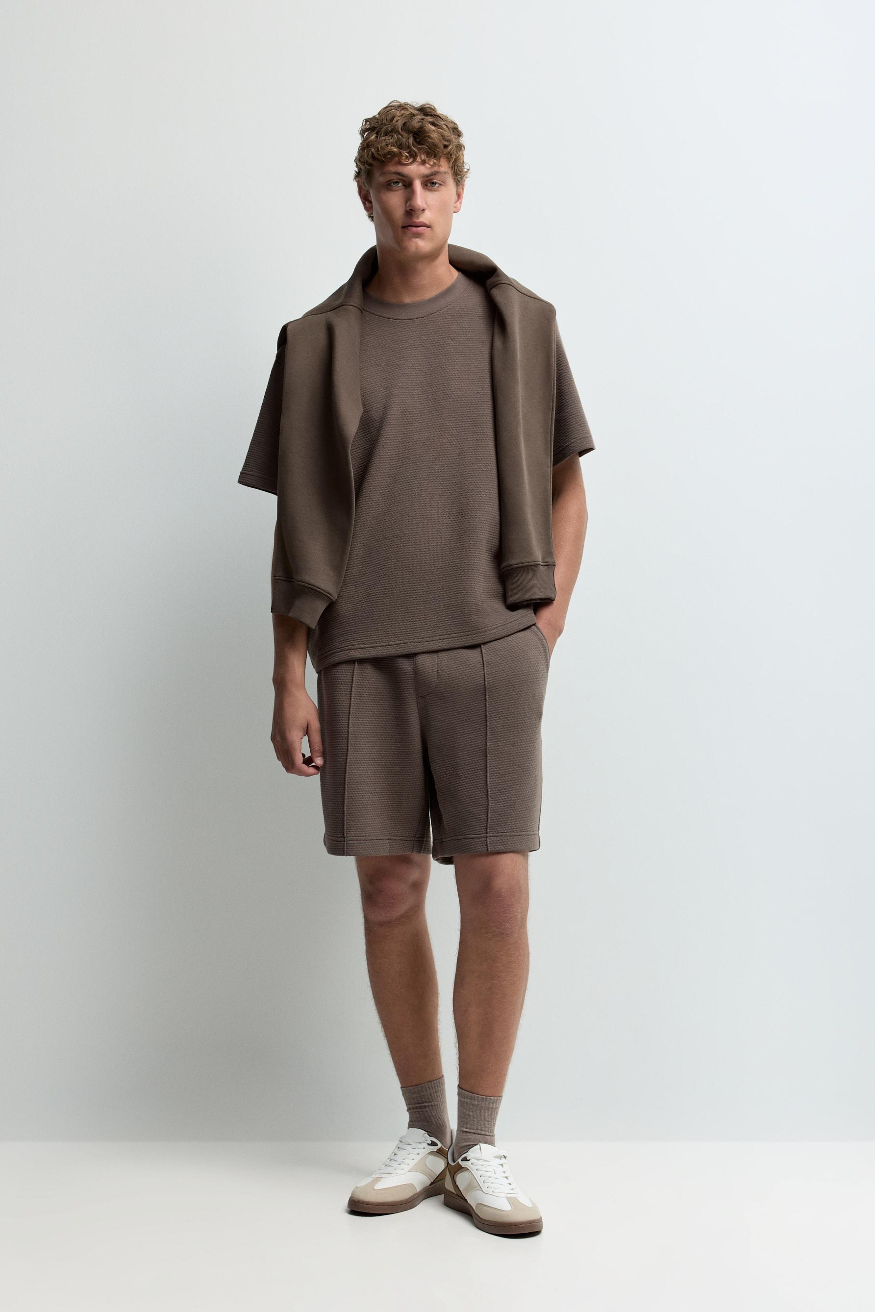 Waffle-knit textured T-shirt — TAUPE BROWN