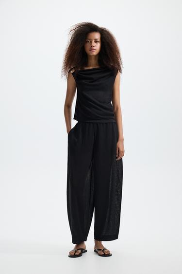 Flowing carrot fit trousers — BLACK 1
