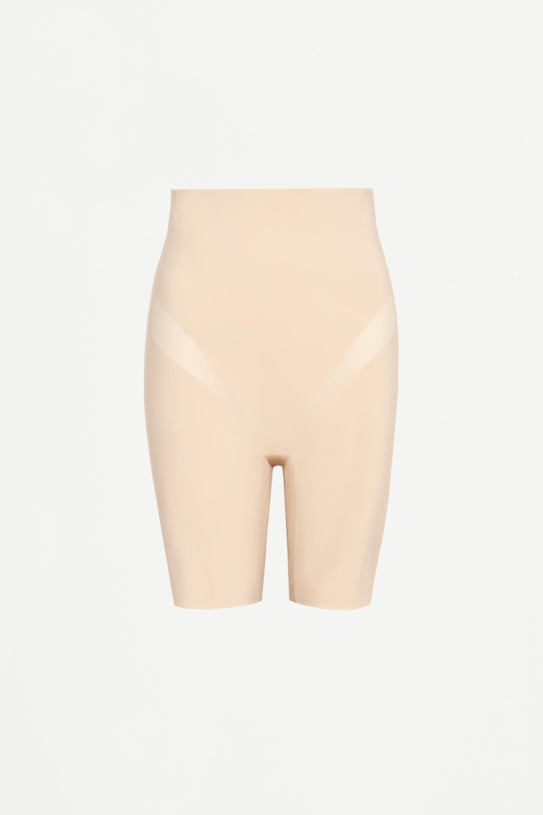 Shapewear cycling shorts — ECRU