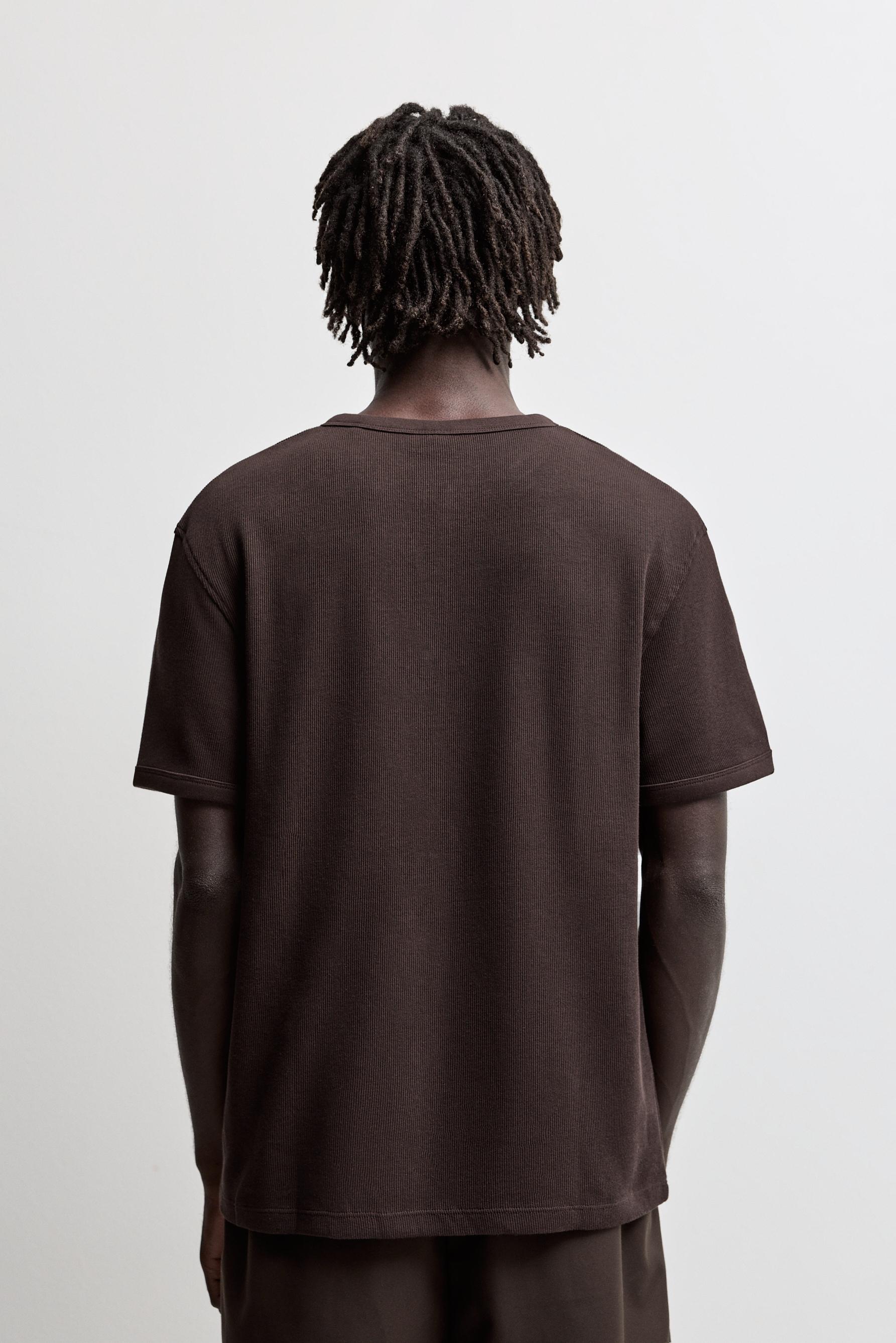 Textured henley T-shirt — DARK BROWN