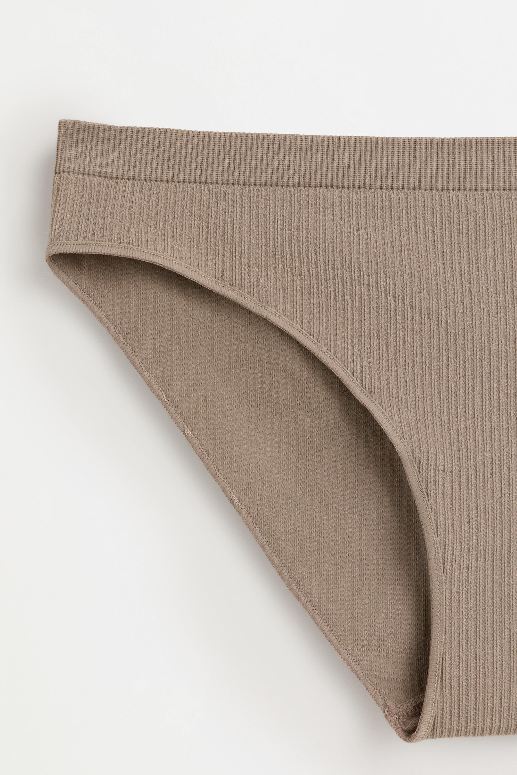 Classic seamless briefs (2-pack) — BLACK