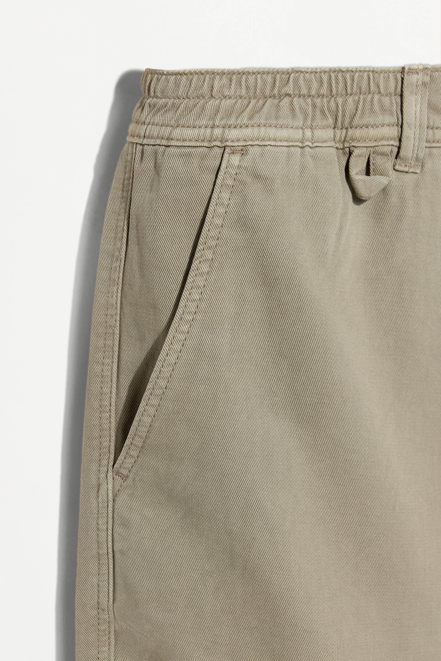Slim fit Bermuda shorts — KHAKI