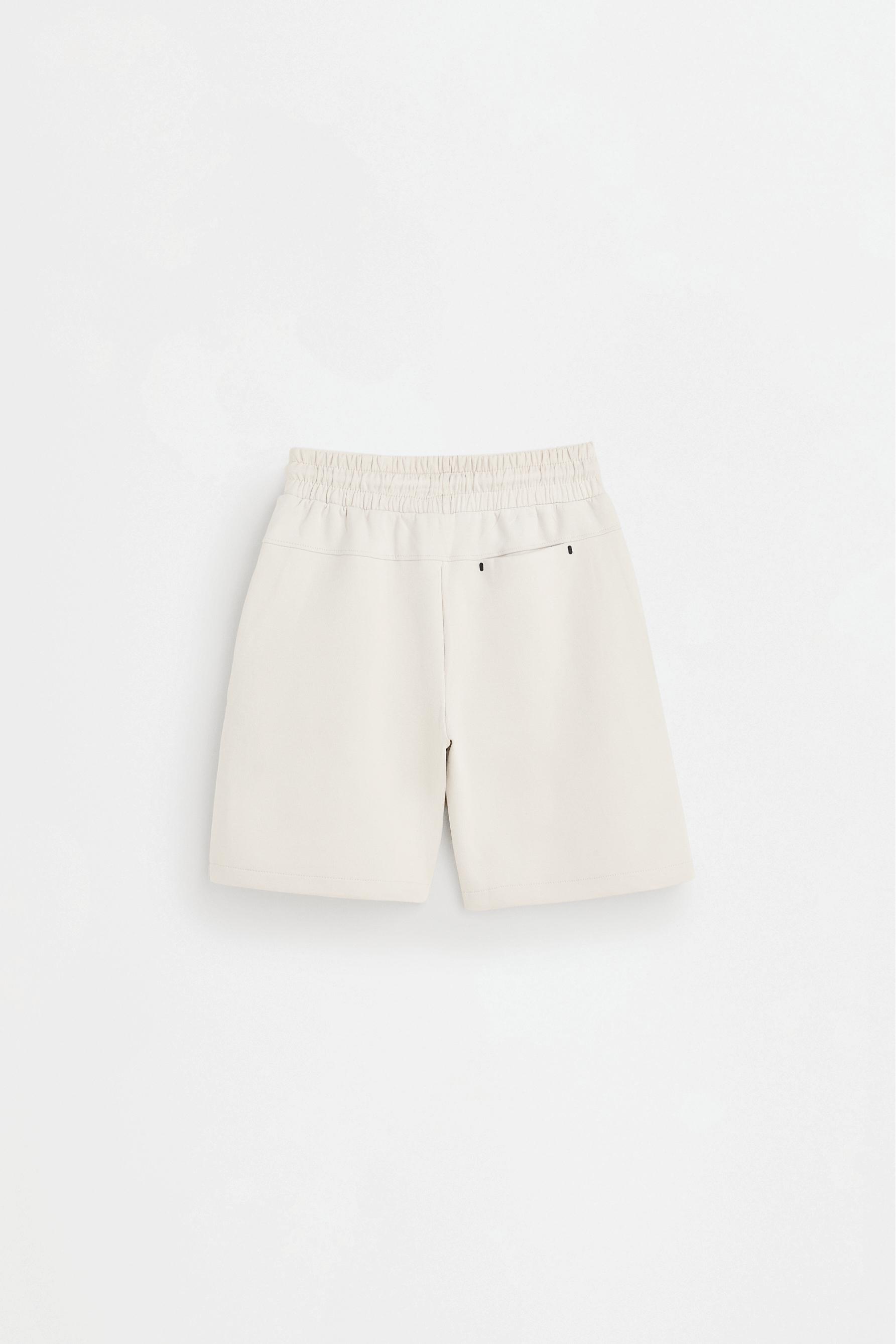 Interlock Bermuda shorts — HIELO