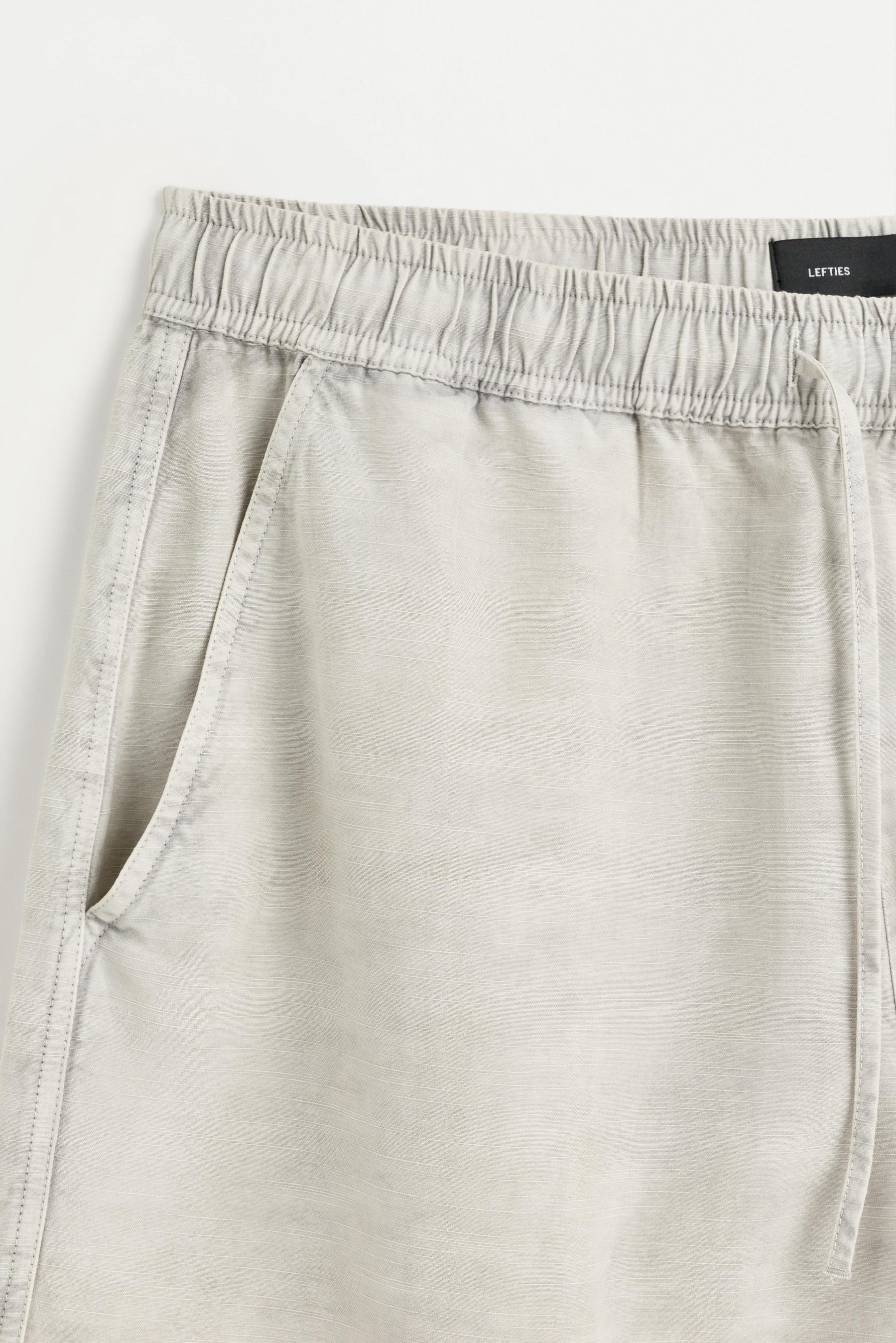Textured jogger Bermuda shorts — PALE GREY