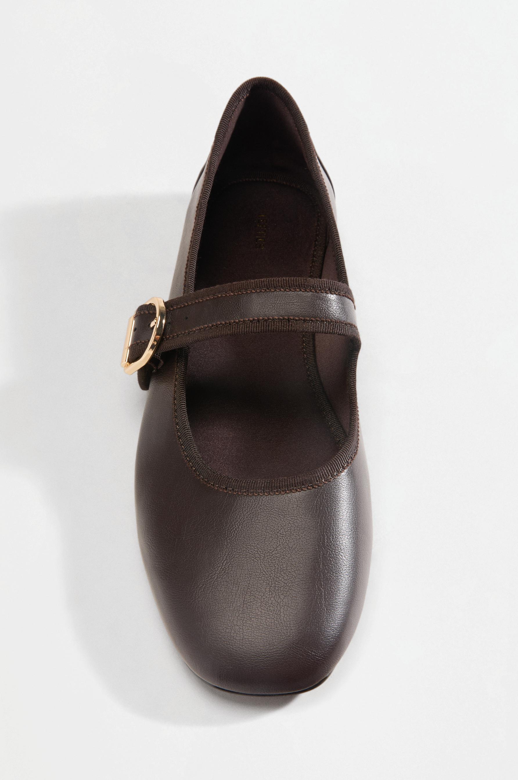 Buckle ballet flats — BROWN