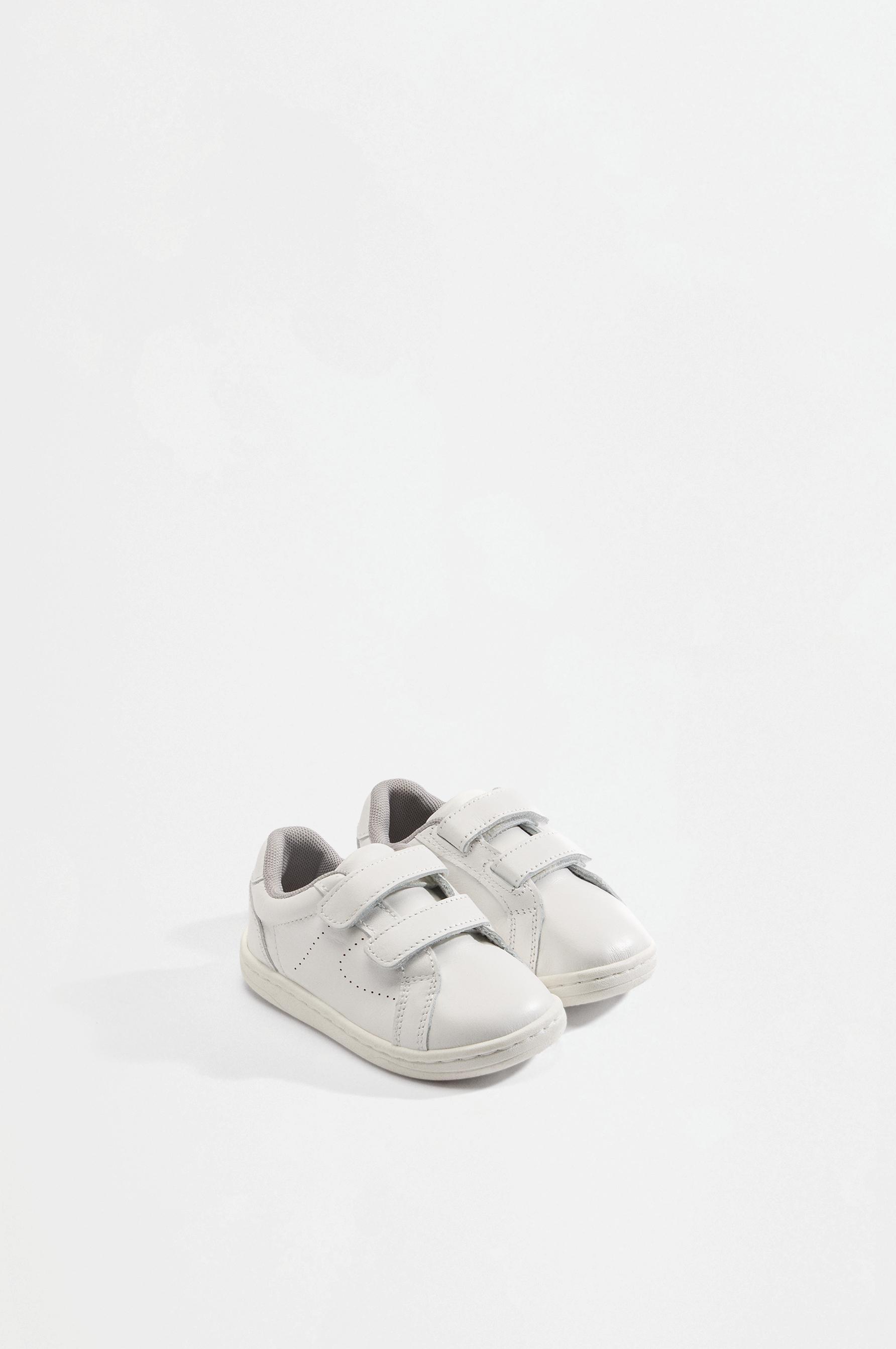 Leather slippers — WHITE