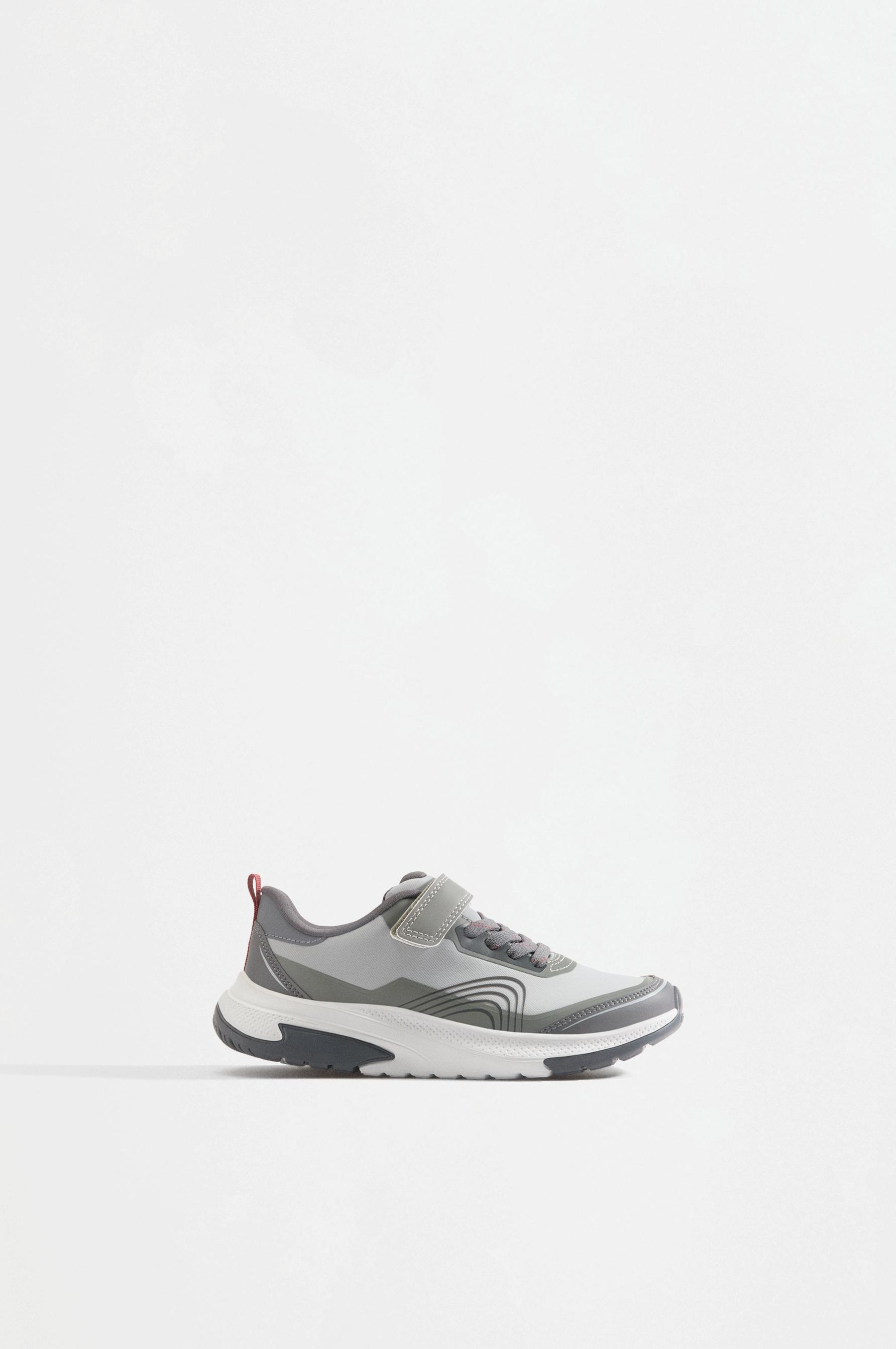 Casual Multi-Piece Trainers — GREY