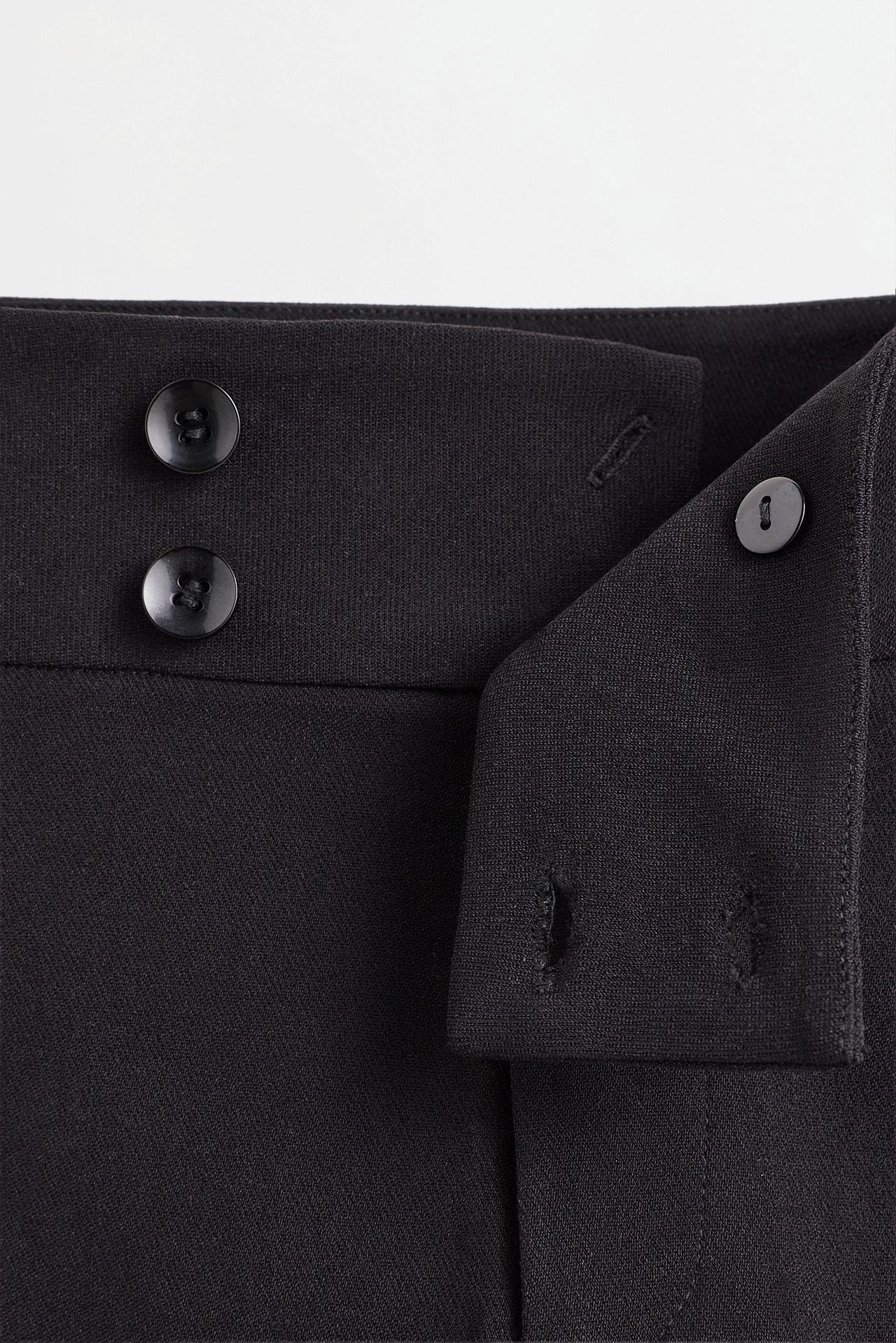 Wide waistband shorts — BLACK