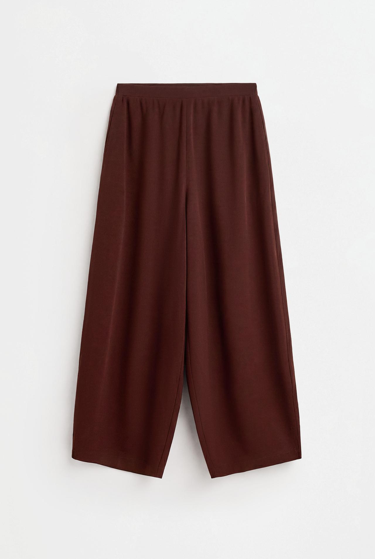 Flowing carrot fit trousers — BROWN