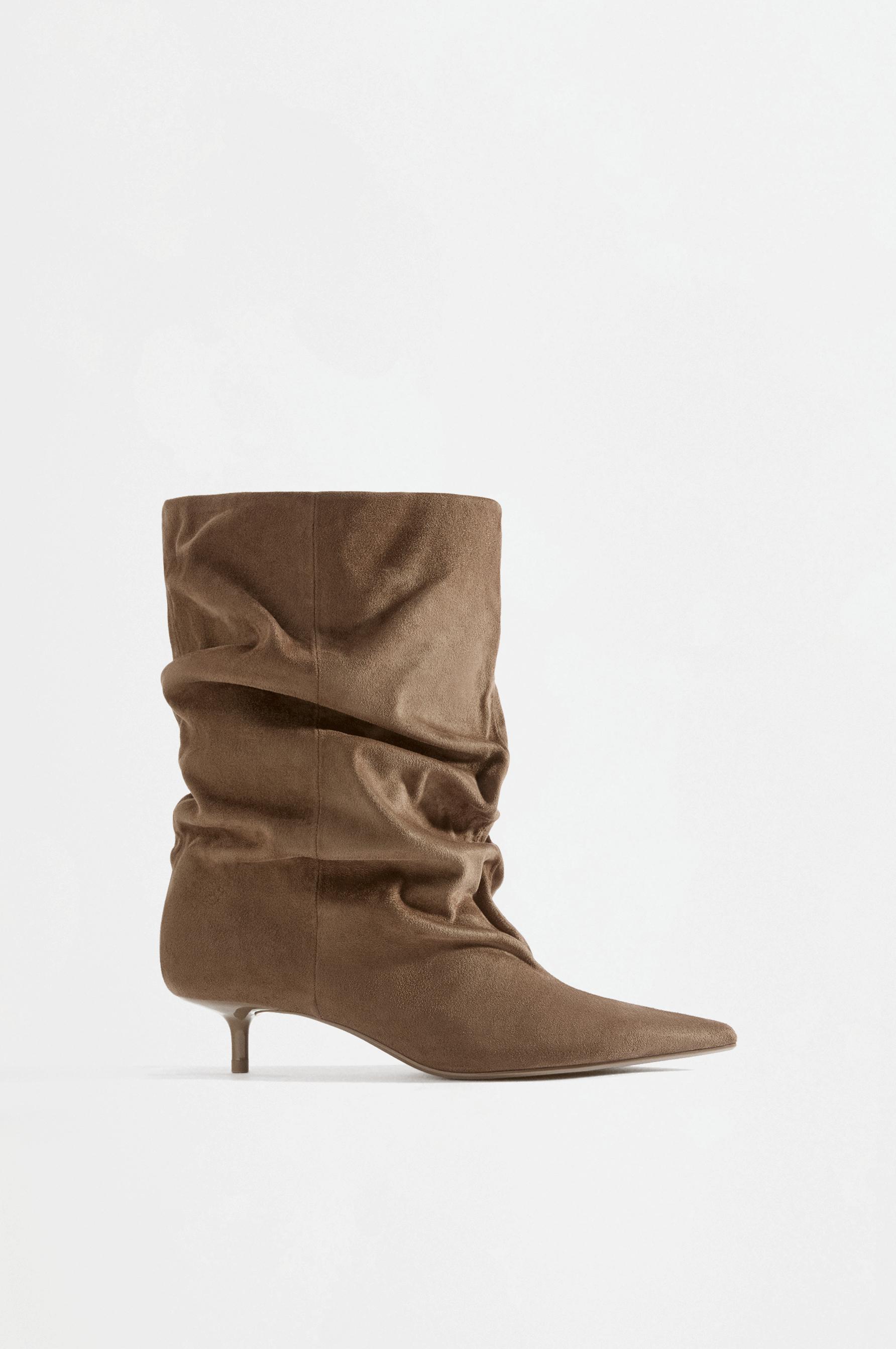 Slouchy kitten heel boots — BROWN