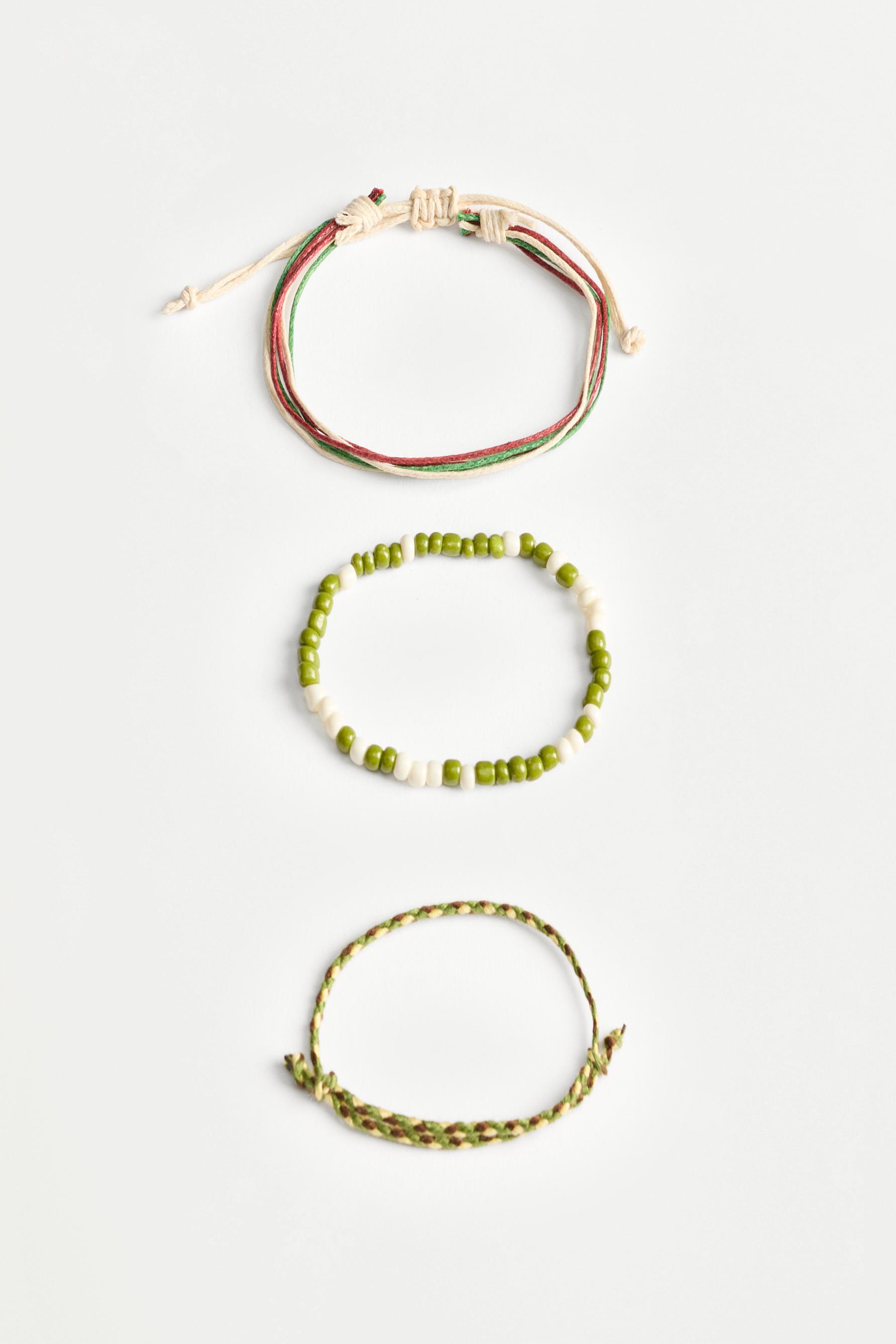3-pack of assorted bracelets — VARIOUS