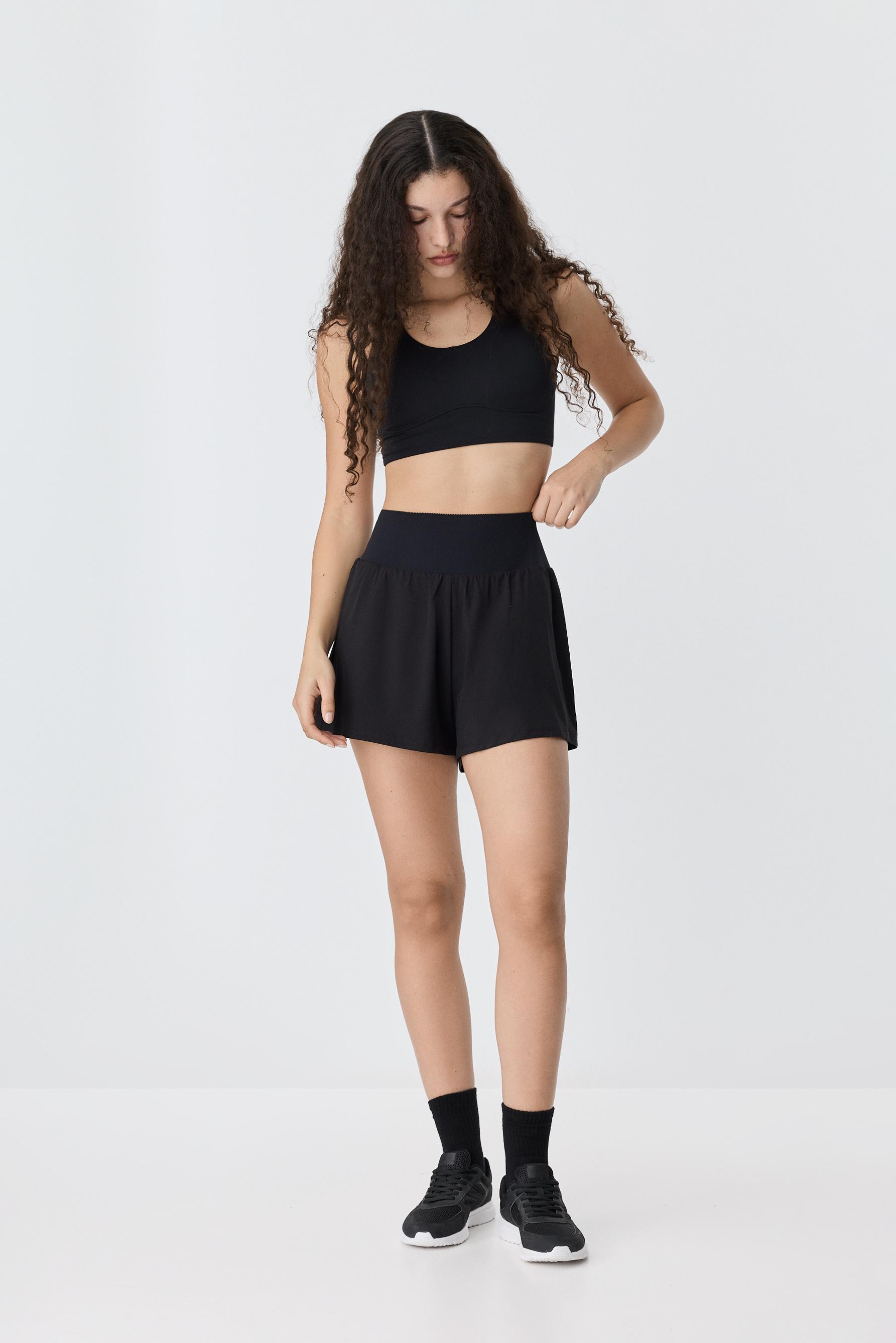 Short deportivo efecto moldeador