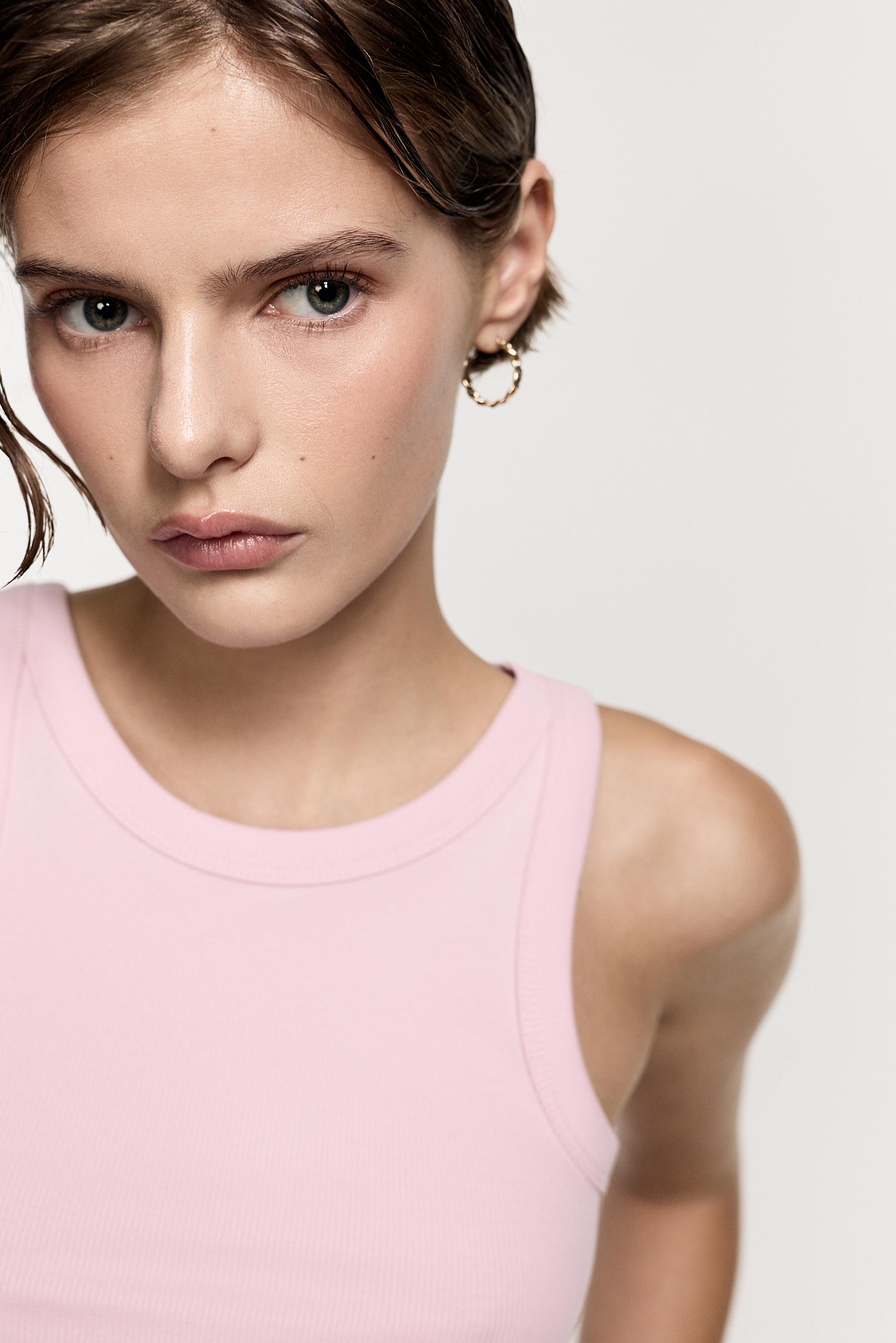 Cropped racerback top — PINK