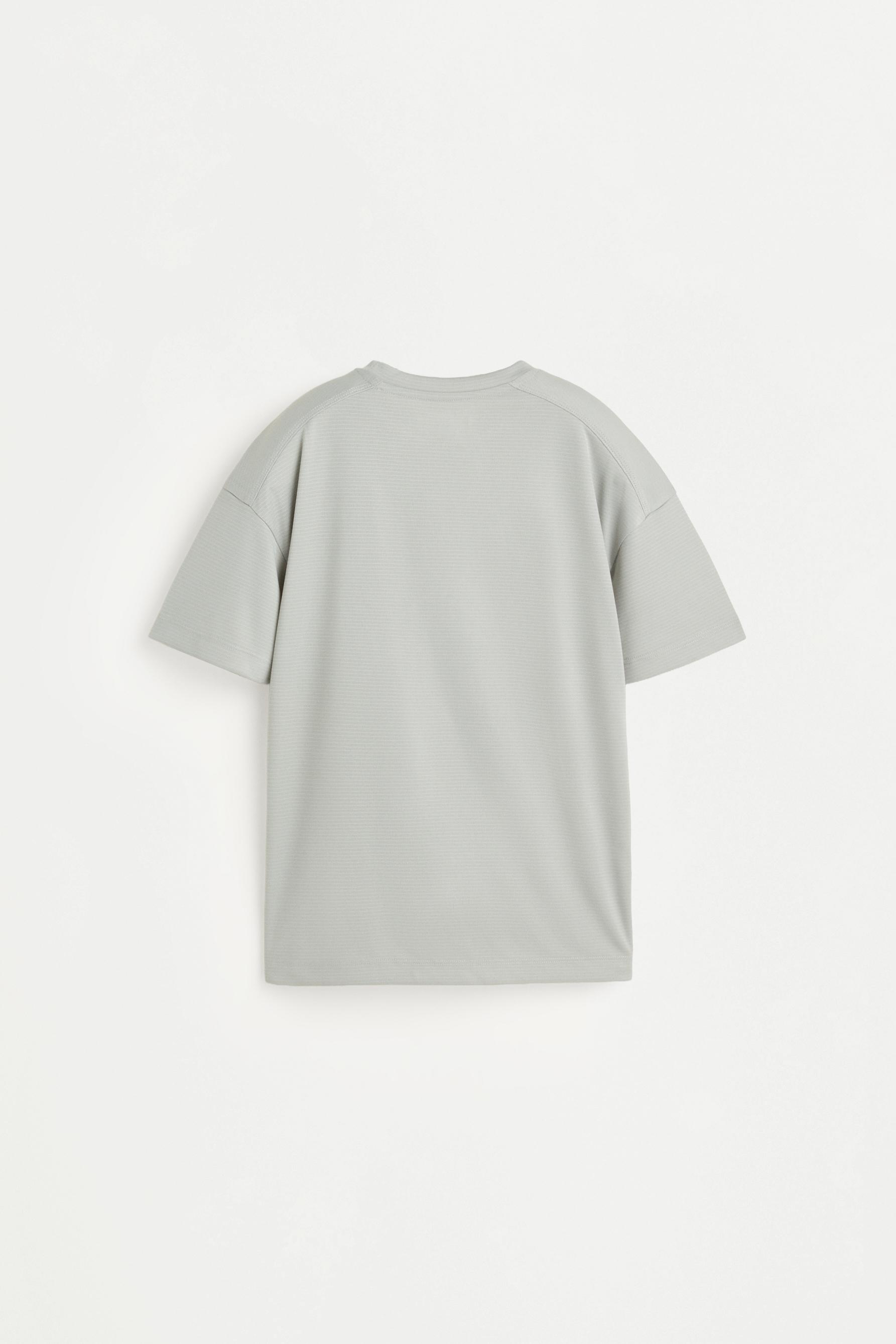 Sports T-shirt — PALE GREY
