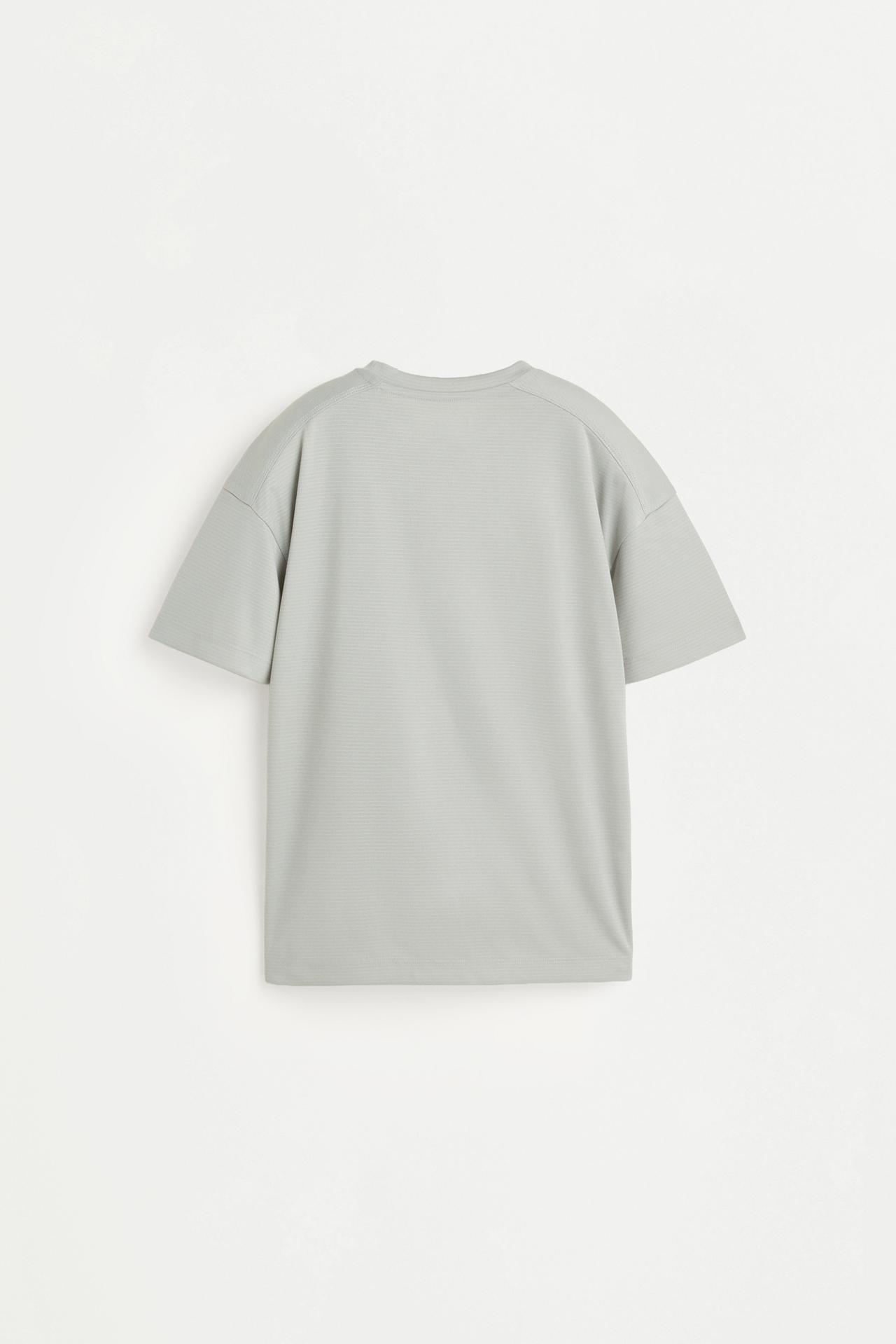 Sports T-shirt — PALE GREY