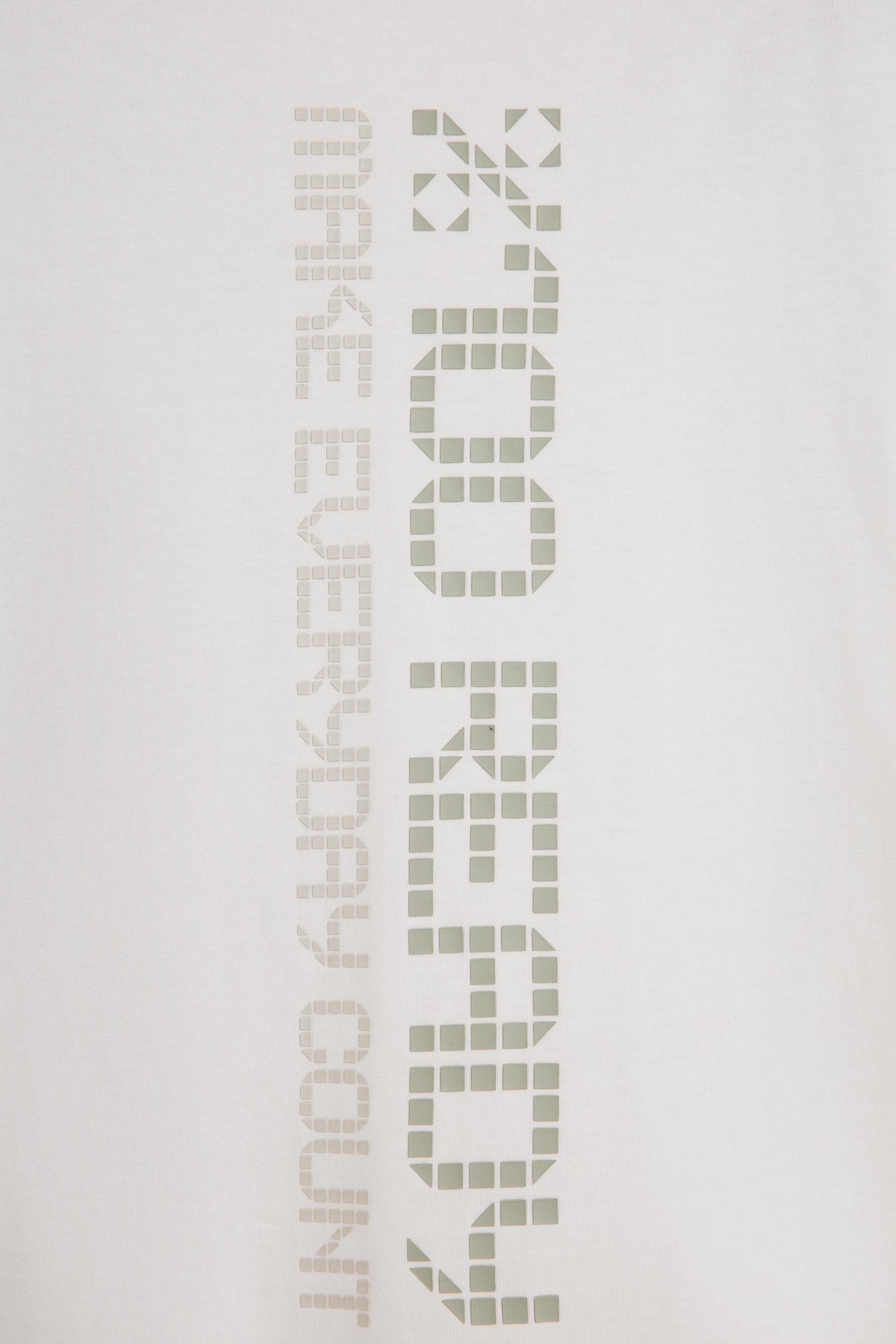 Sports T-shirt with pocket — OFF WHITE