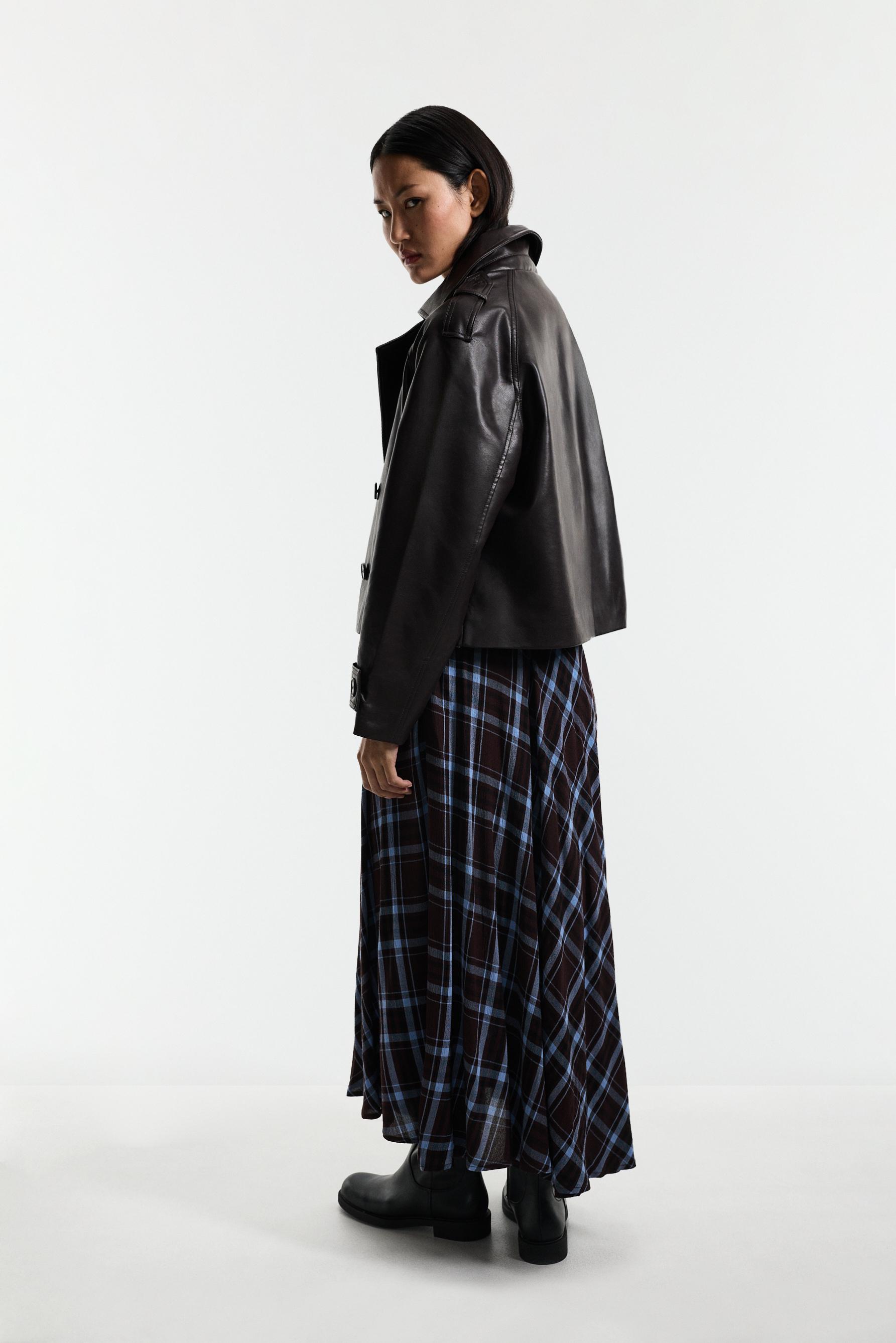 Leather effect short trench coat — DARK BROWN