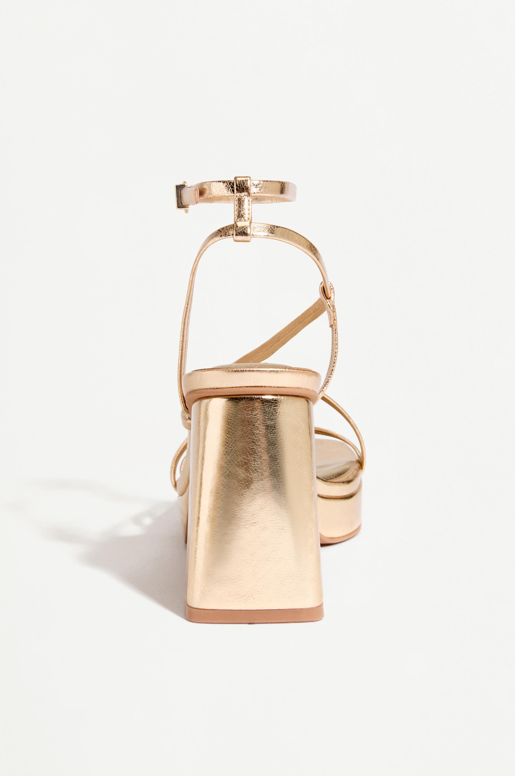 Golden platform sandals — GOLD