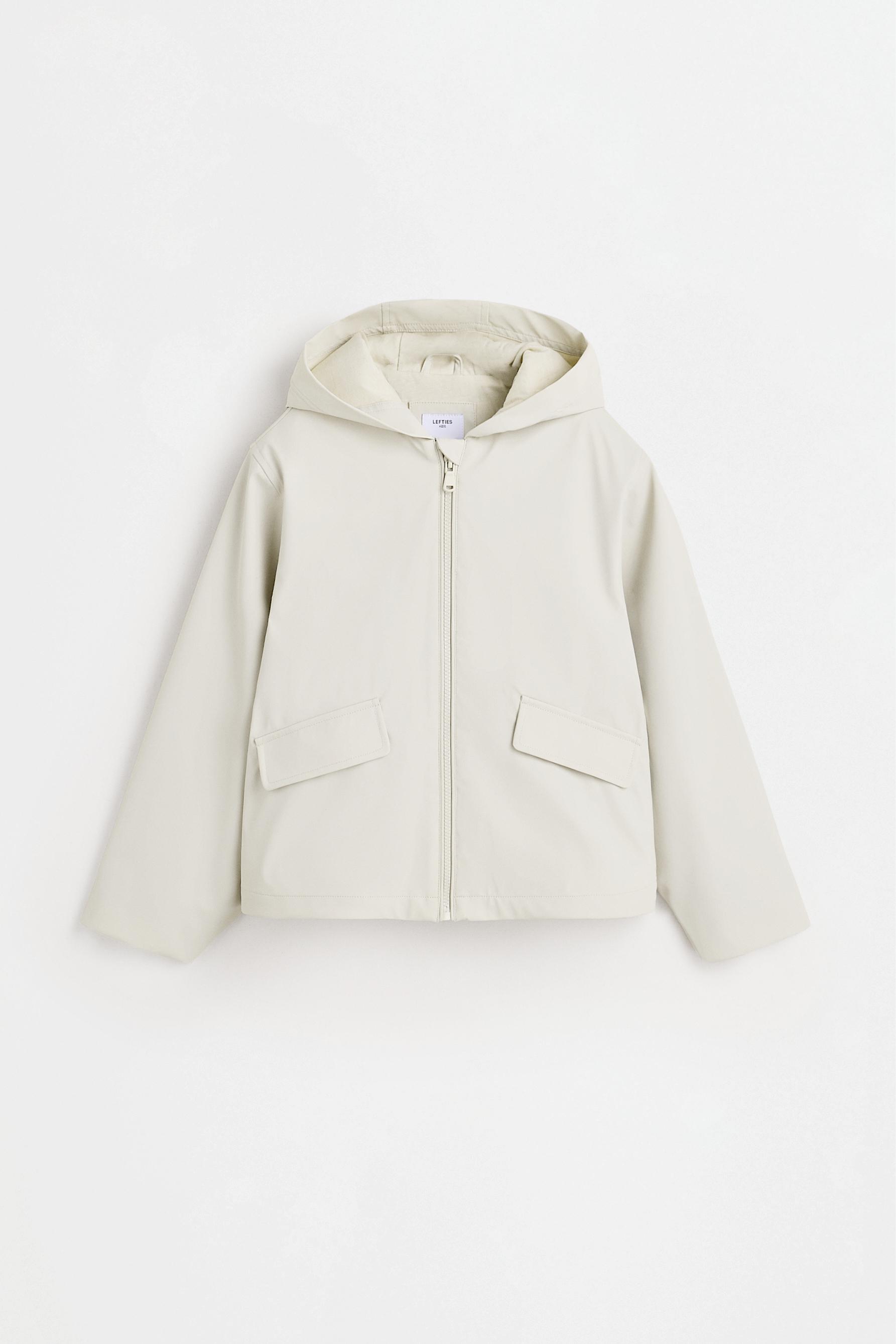 Parka ligera engomada