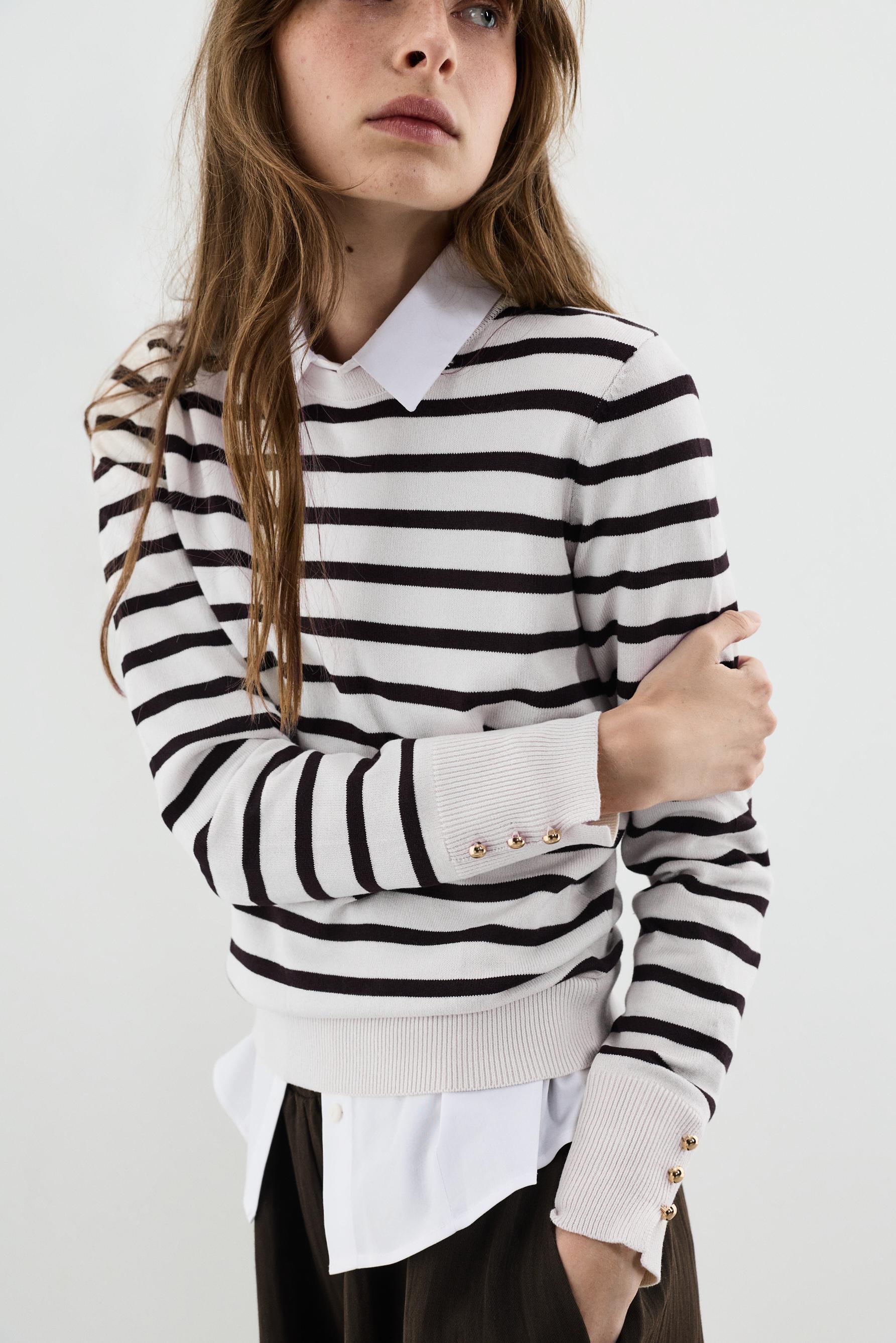 Basic gold button sweater — BEIGE/BROWN