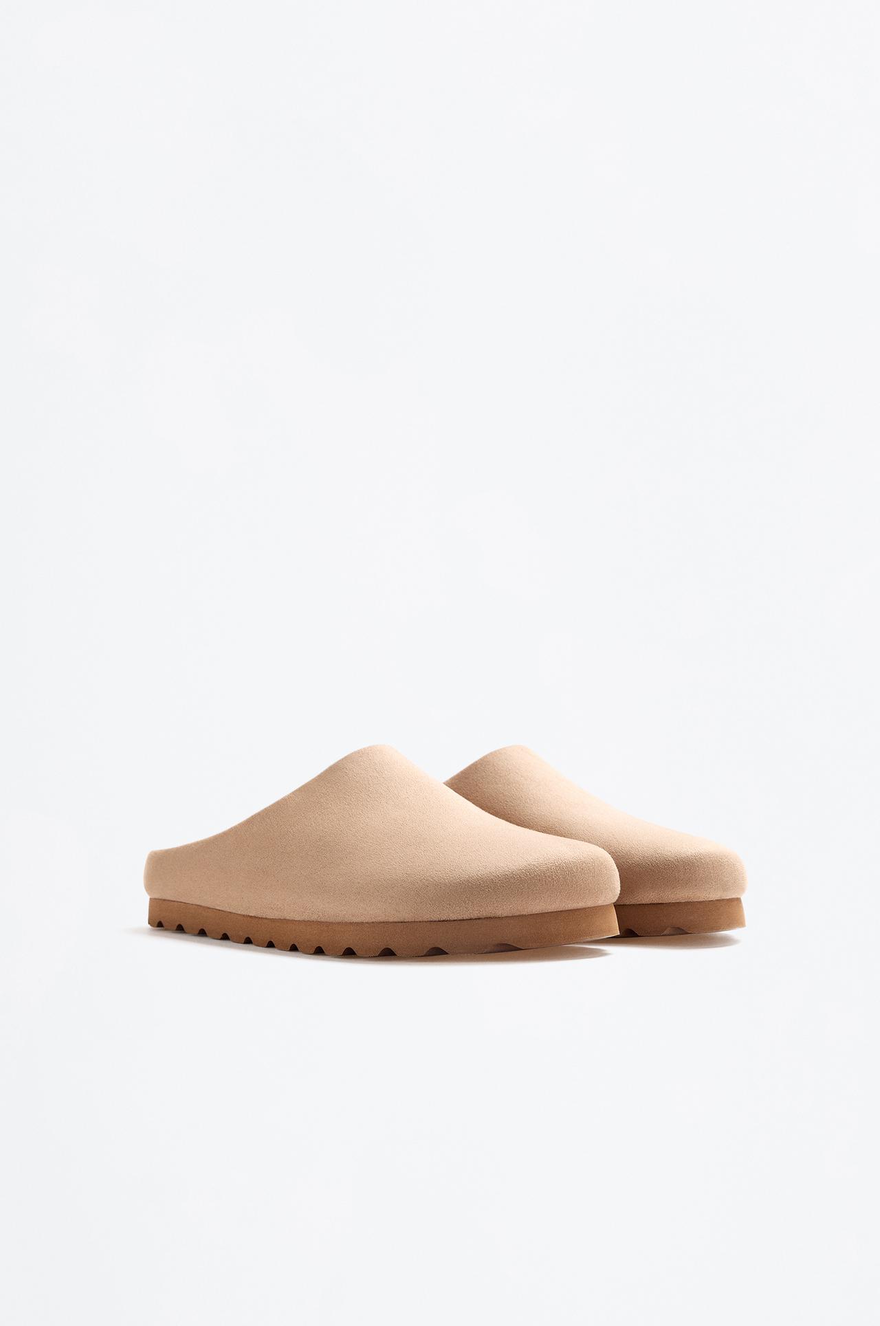 Faux suede home clogs — BROWN