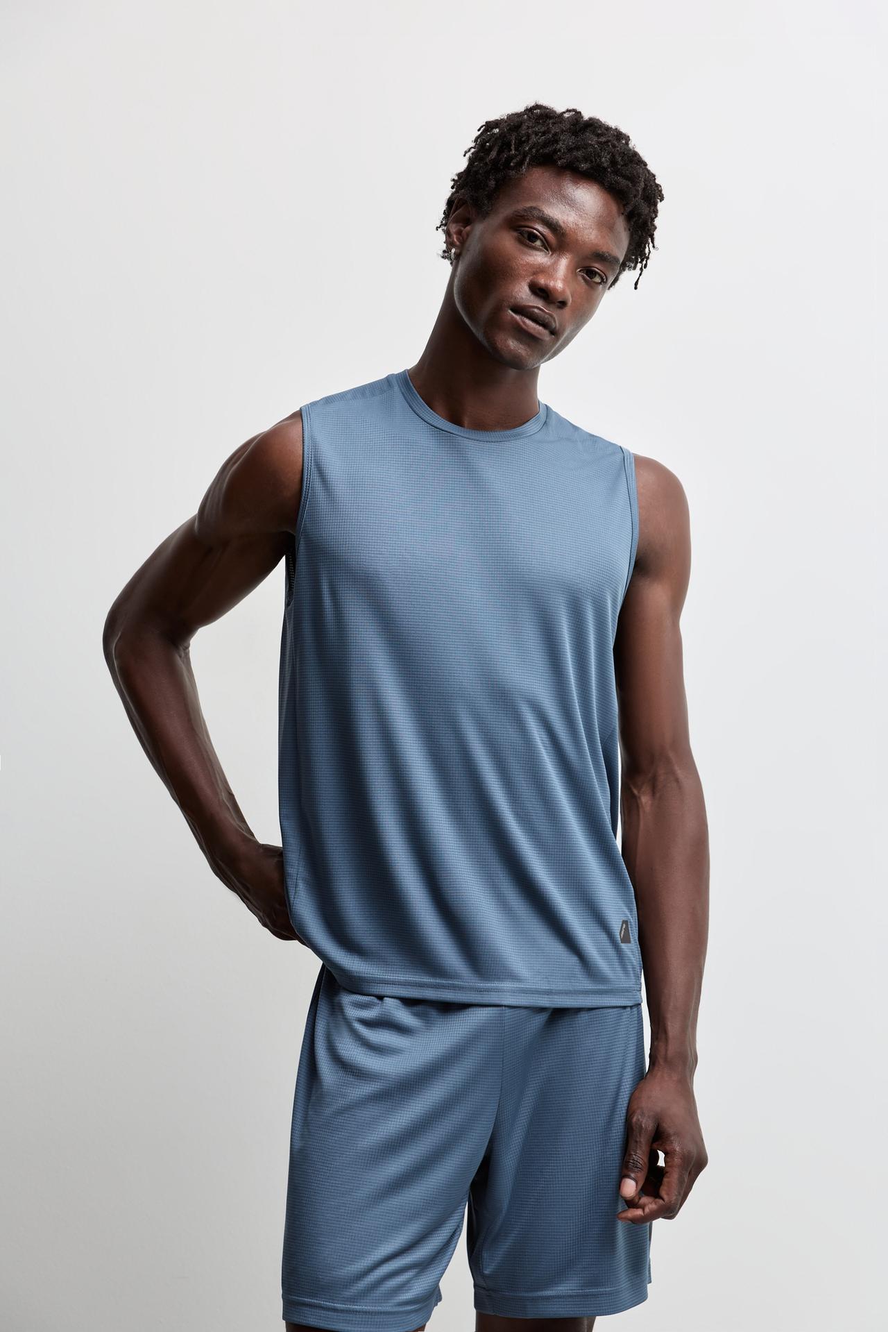 Sleeveless sports T-shirt — STEEL BLUE