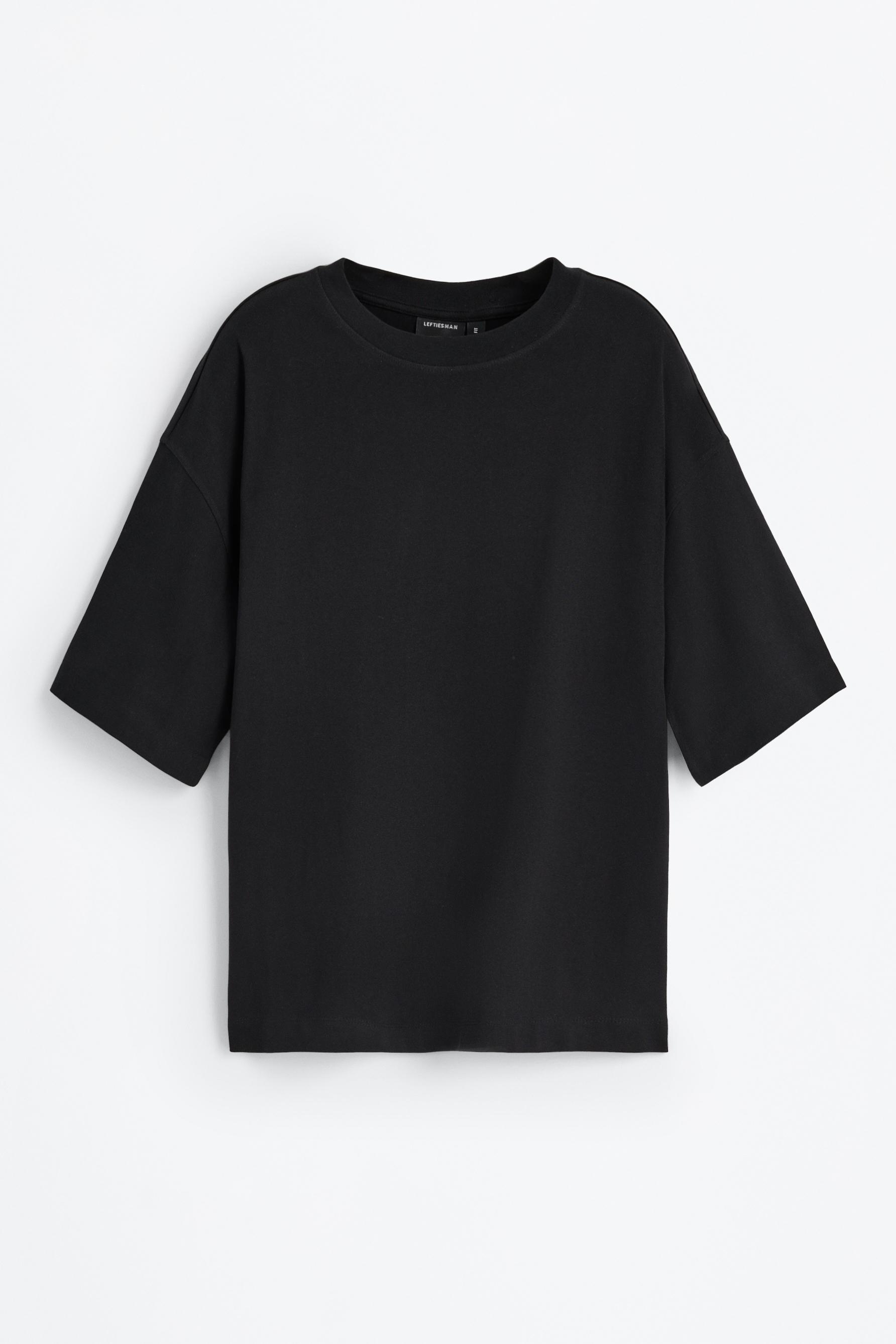 Oversize boxy fit T-shirt — BLACK