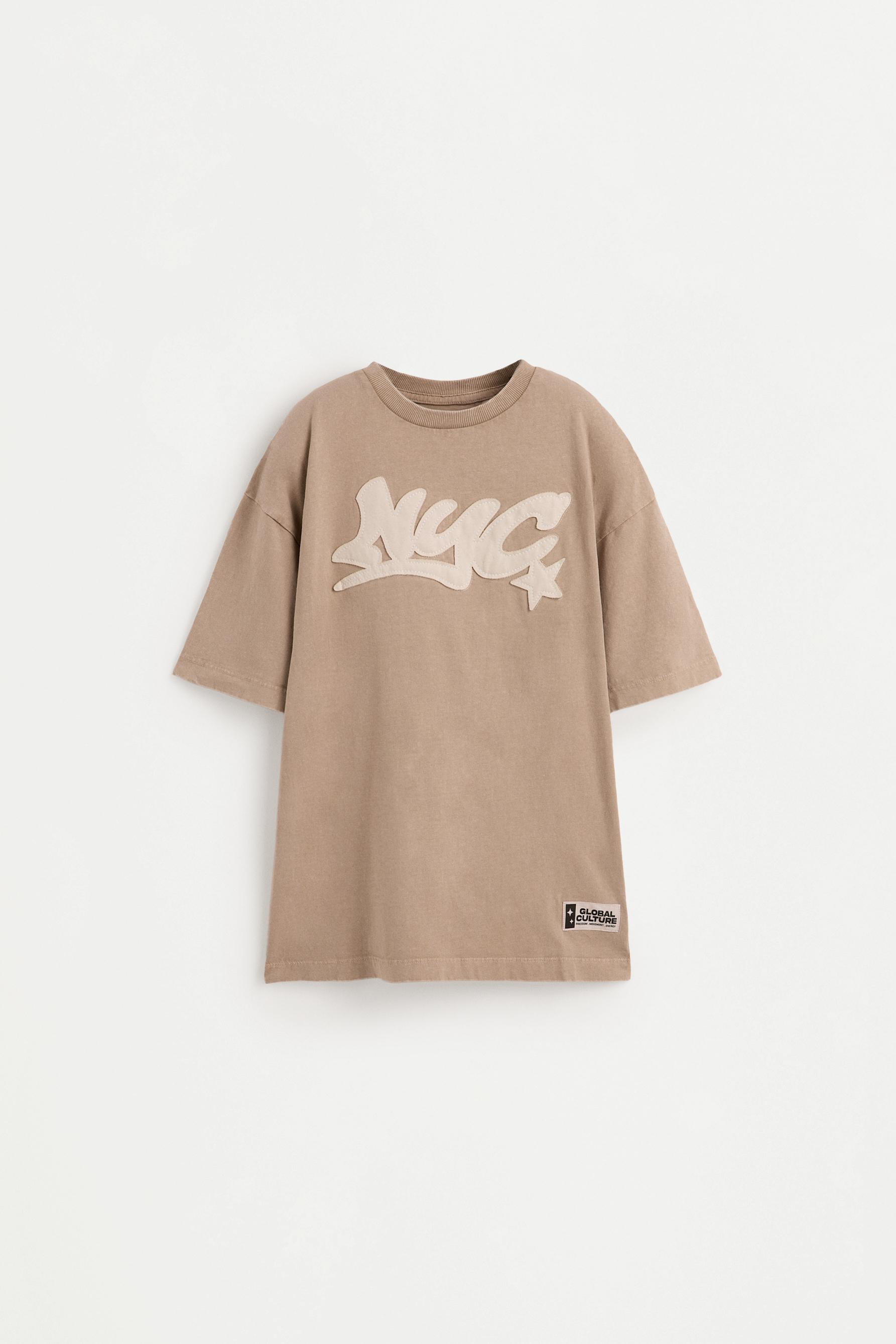 T-shirt with patch — OCHRE