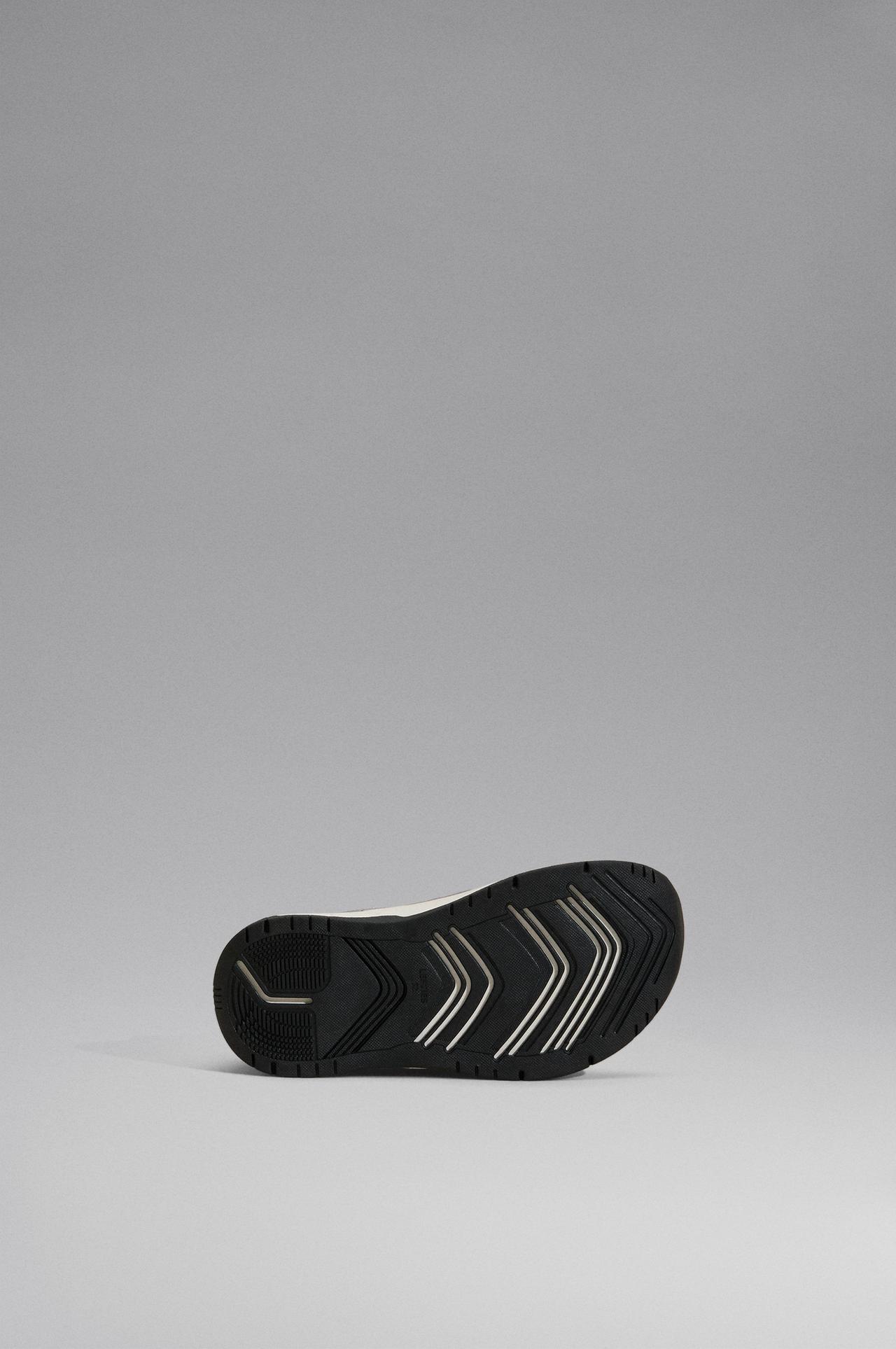 CASUAL BAREFOOT SPORTS SHOES — GREY