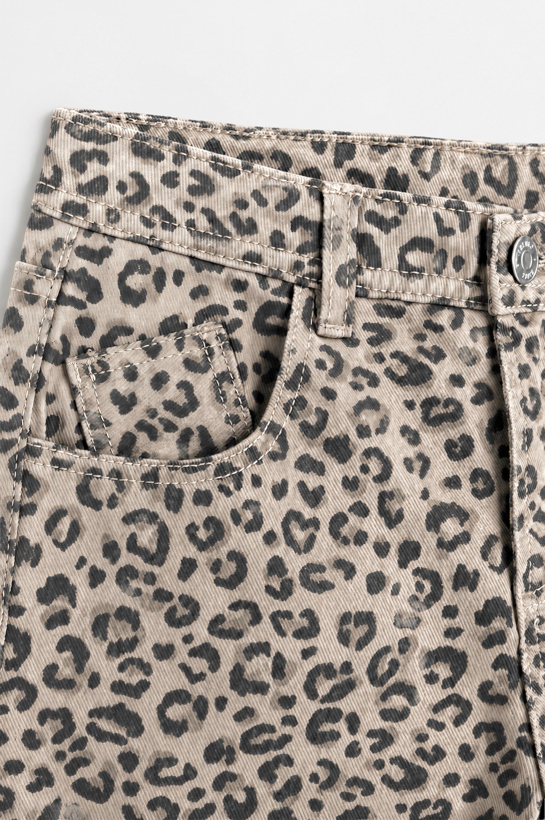 Animal print jeans — MINK