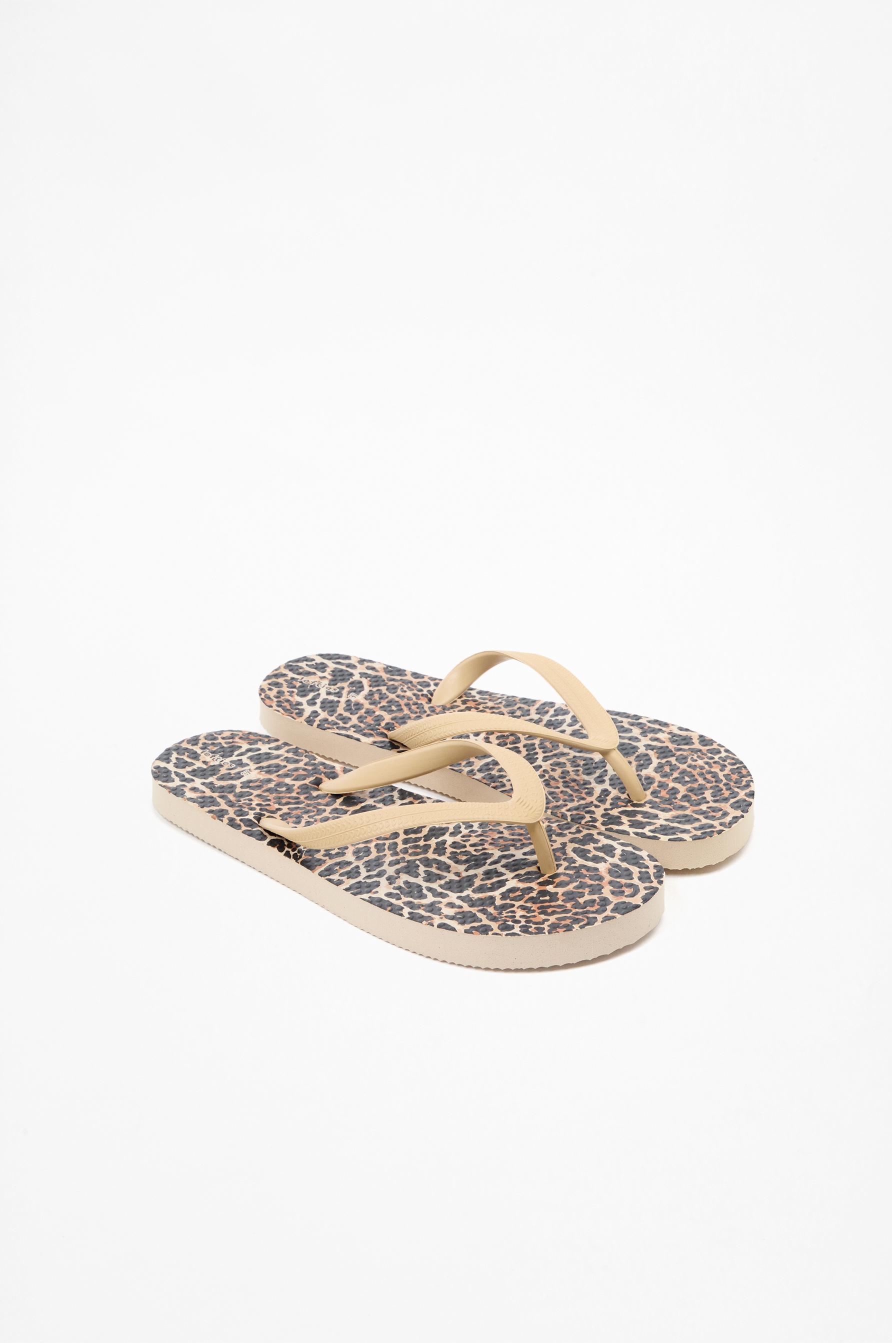 Animal print bath sandal — LEOPARD