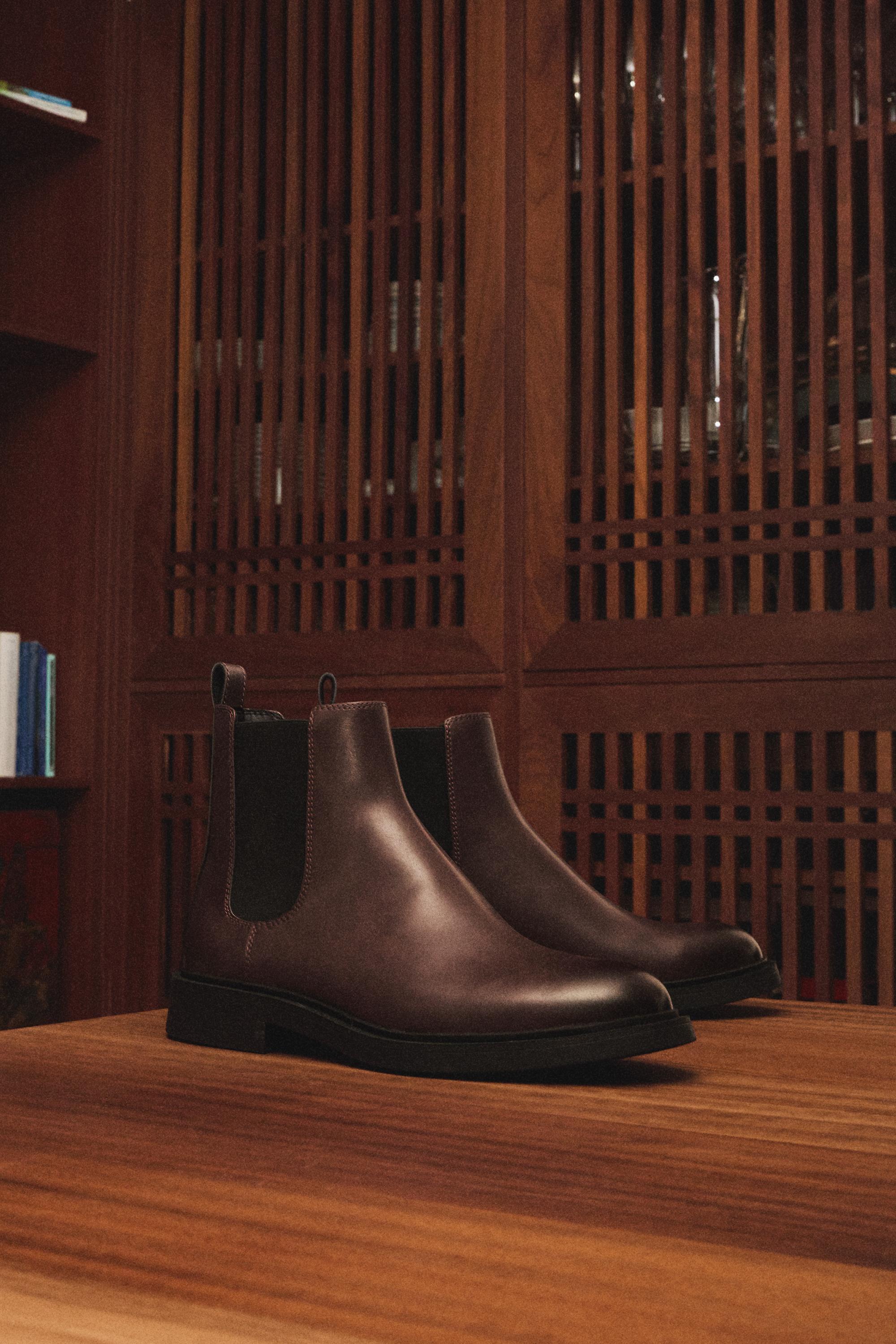 Chelsea boots — BROWN