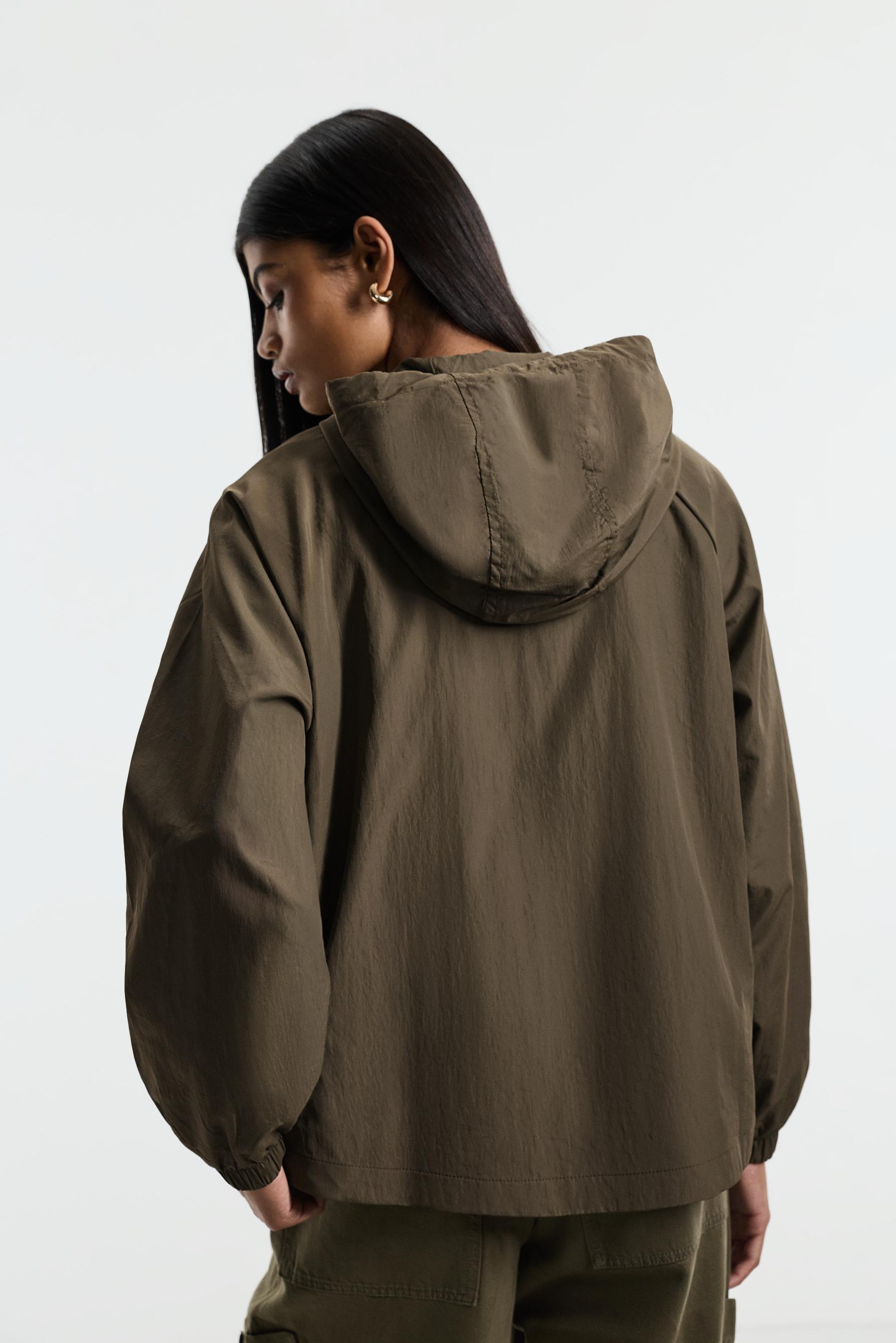 Cropped hooded windbreaker — KHAKI