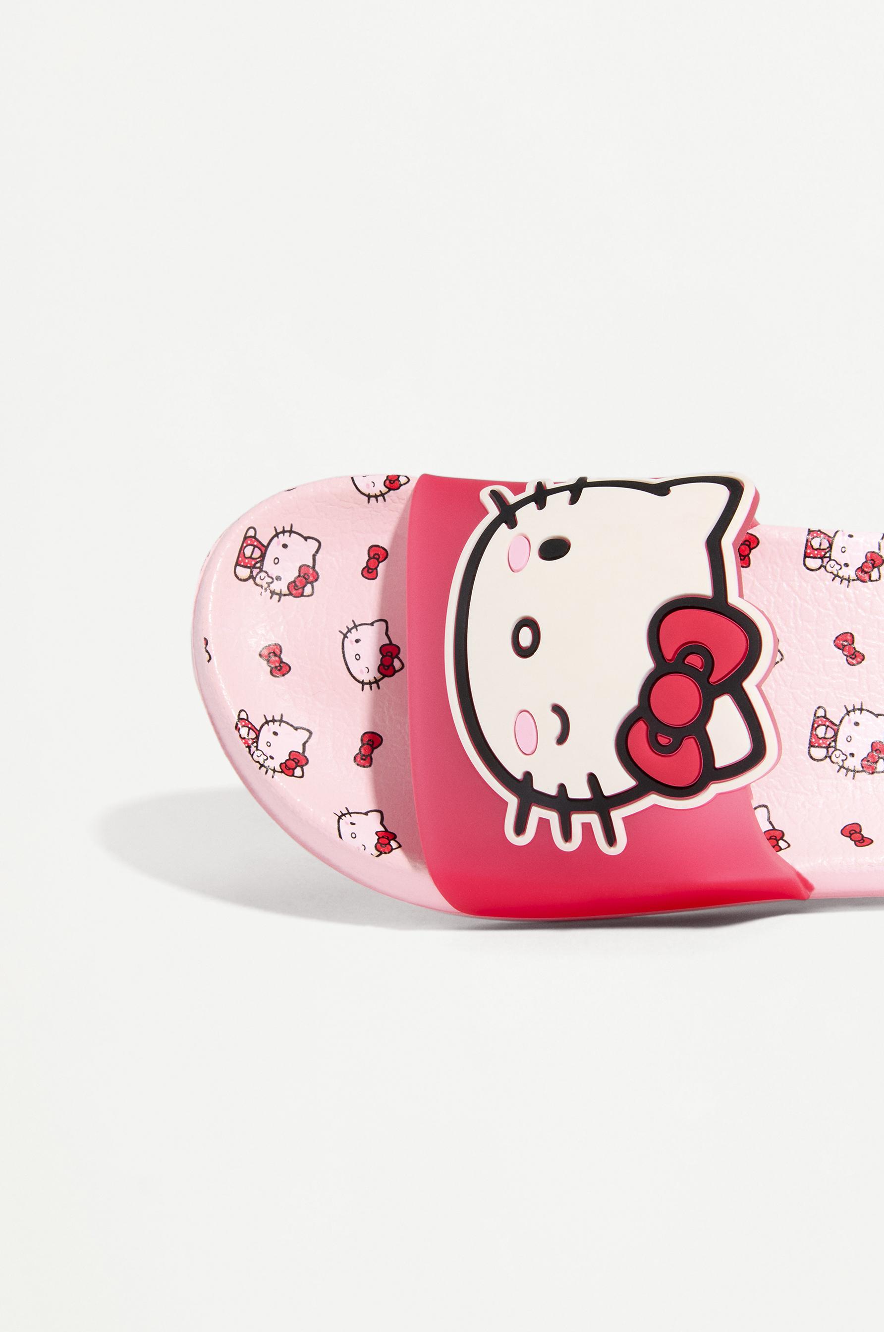 Hello Kitty ©SANRIO slides — RED